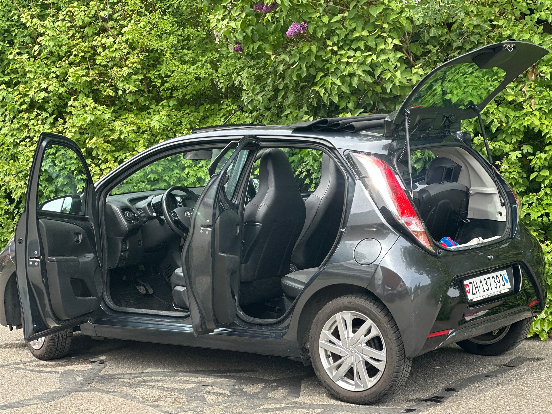 TOYOTA AYGO-image-12