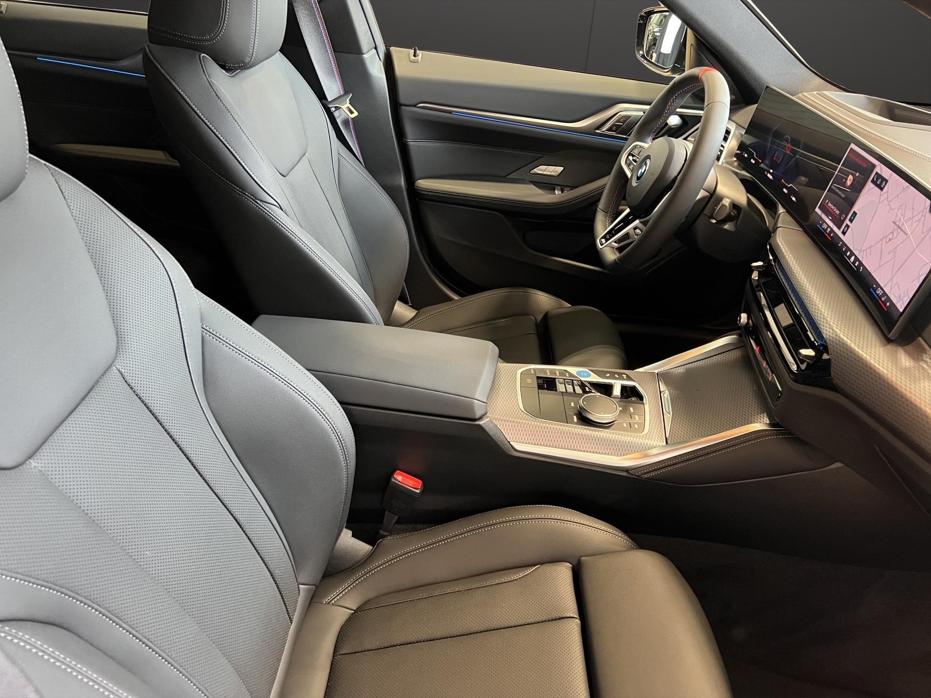 BMW i4 M60-image-17