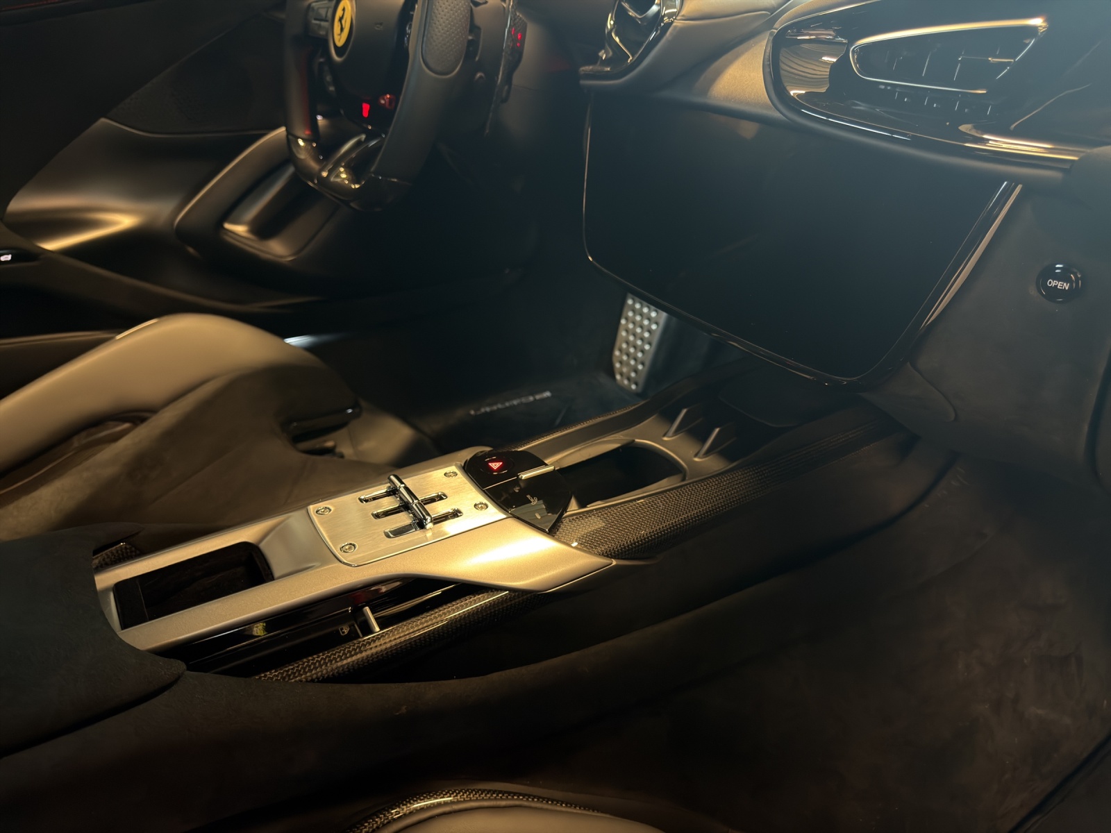 FERRARI 12 Cilindri 6.5-image-10