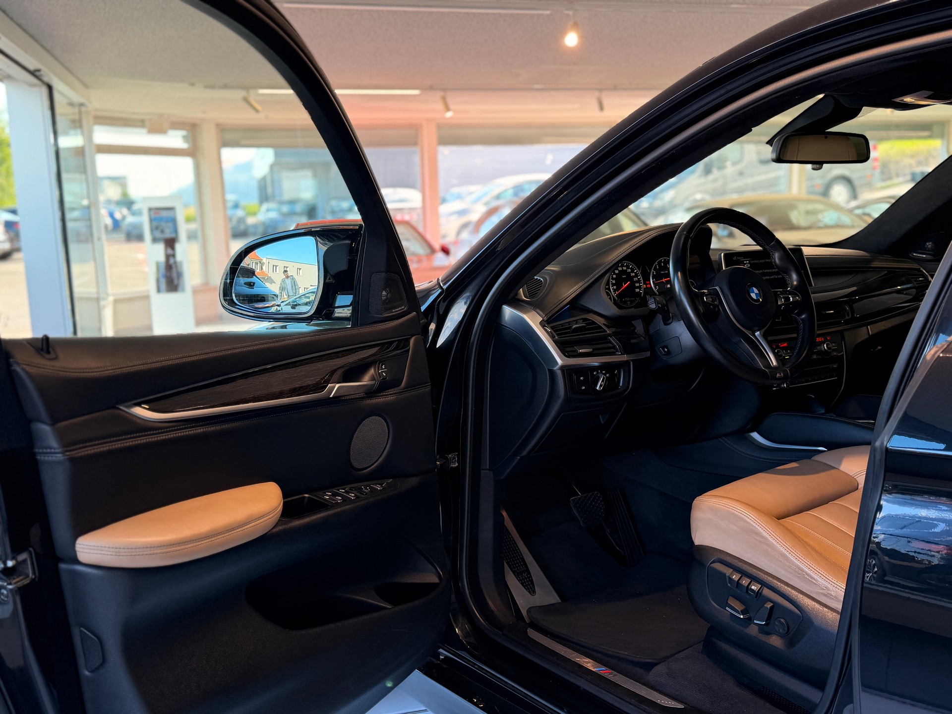 BMW X6M Steptronic-image-11