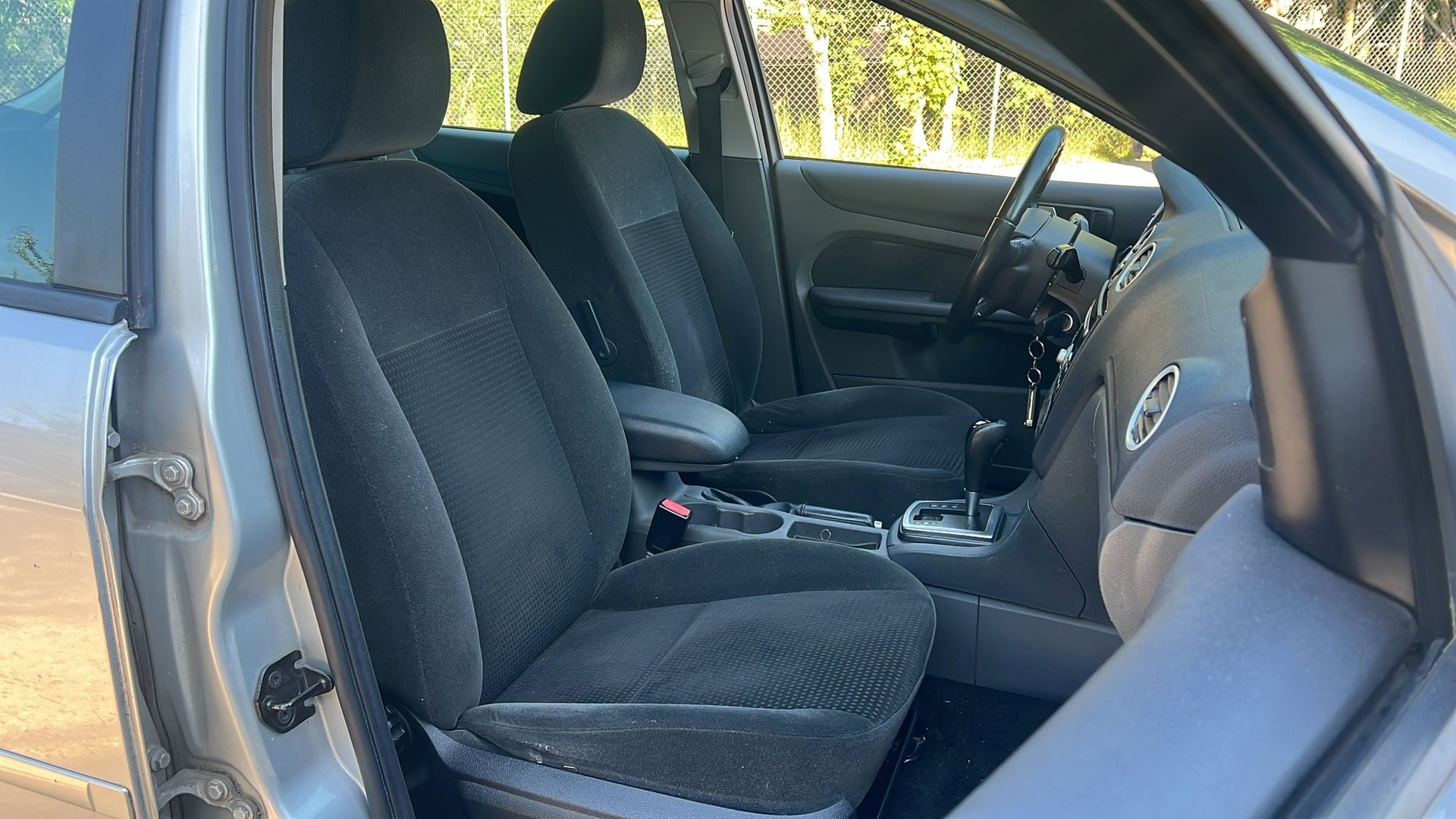FORD Focus 2.0i Trend-image-11