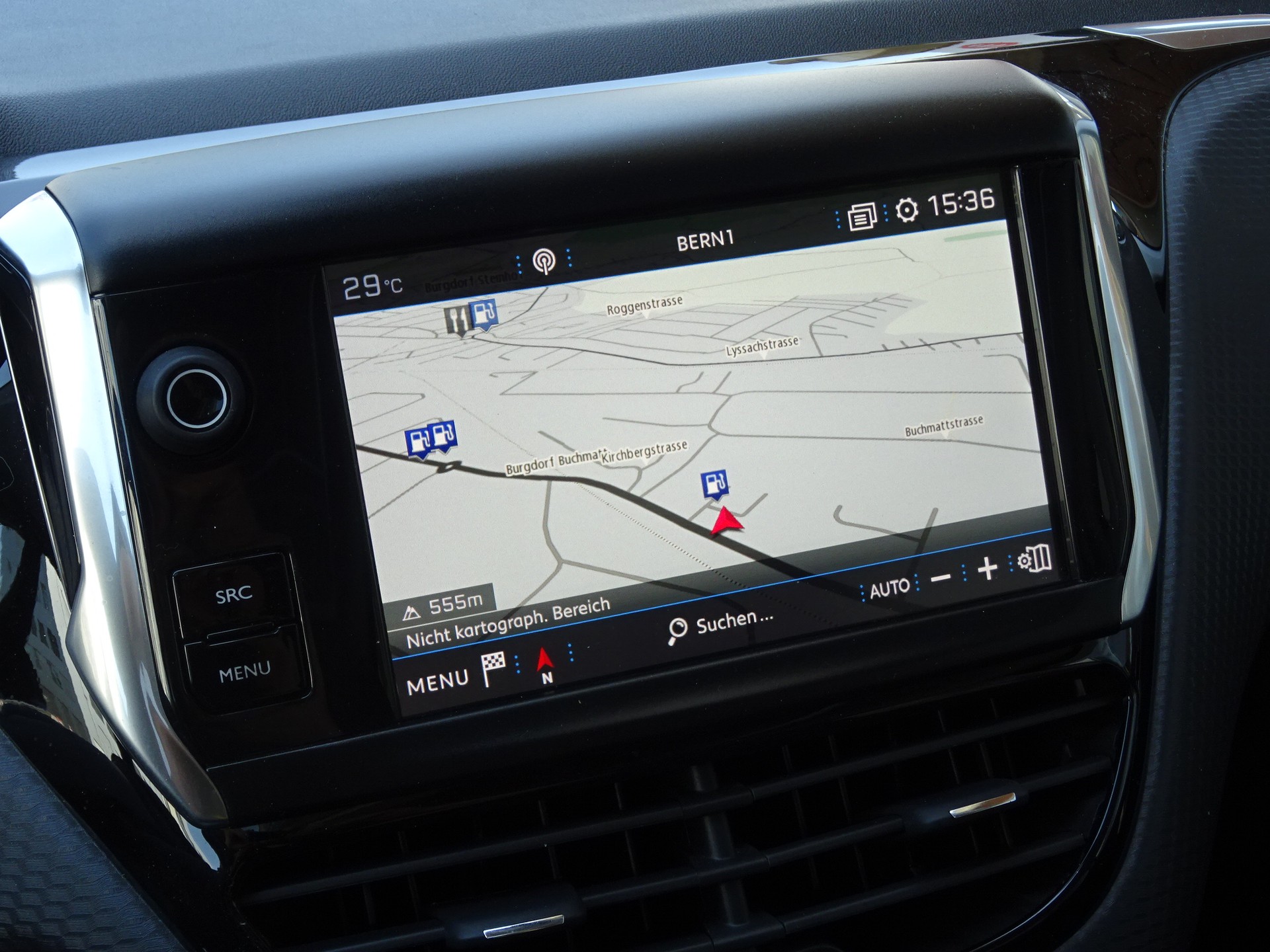 PEUGEOT 208 1.2 PureTech Roland Garros EAT6-image-7