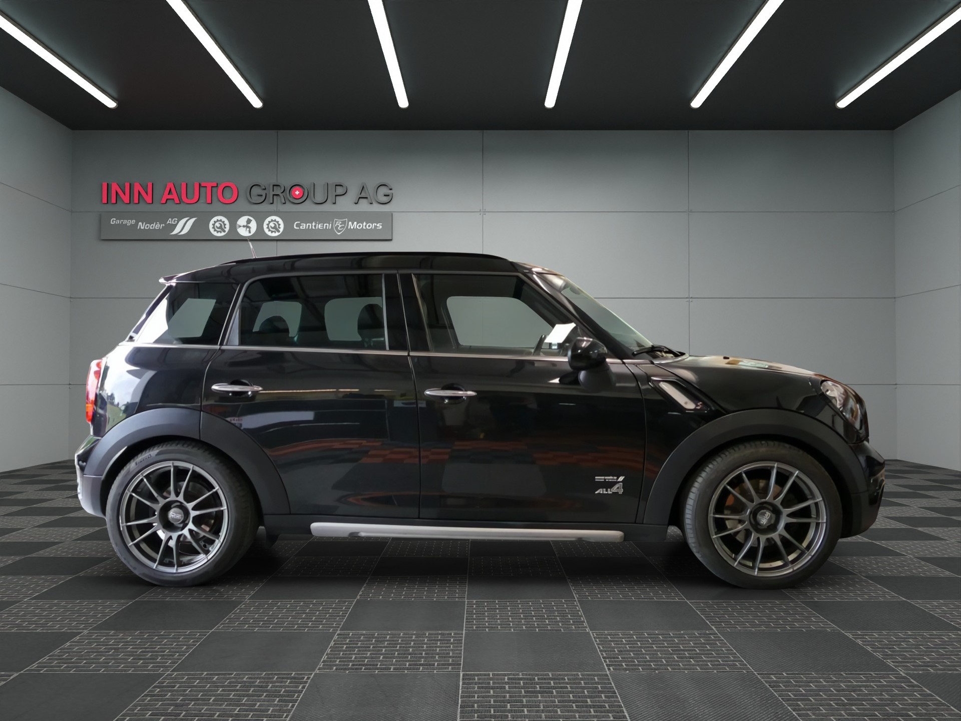 MINI Countryman Cooper S ALL4 Steptronic-image-4