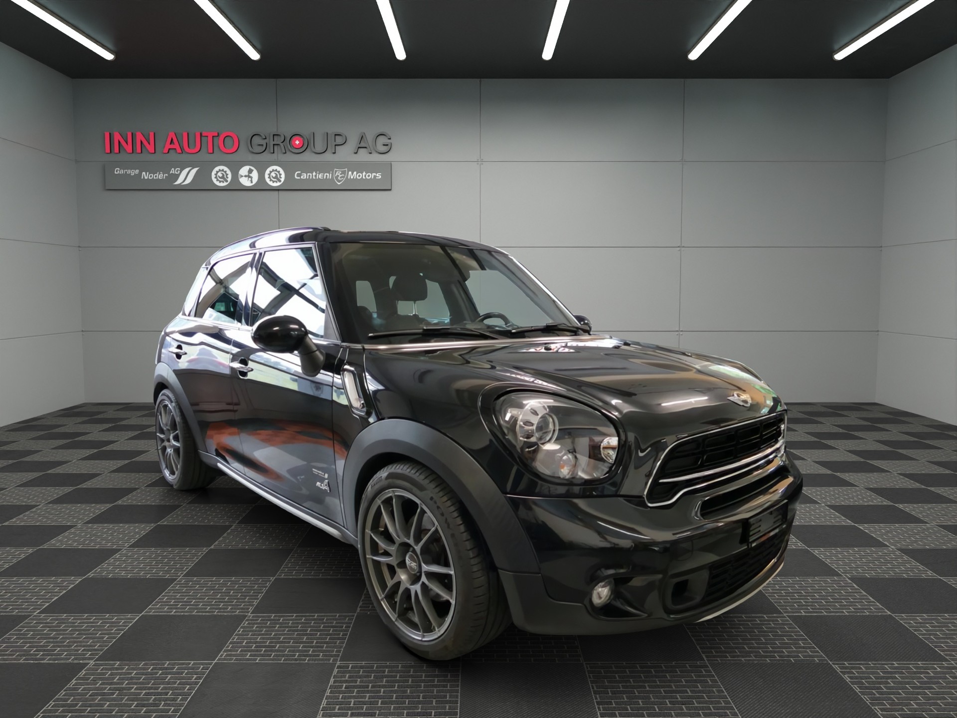 MINI Countryman Cooper S ALL4 Steptronic-image-5