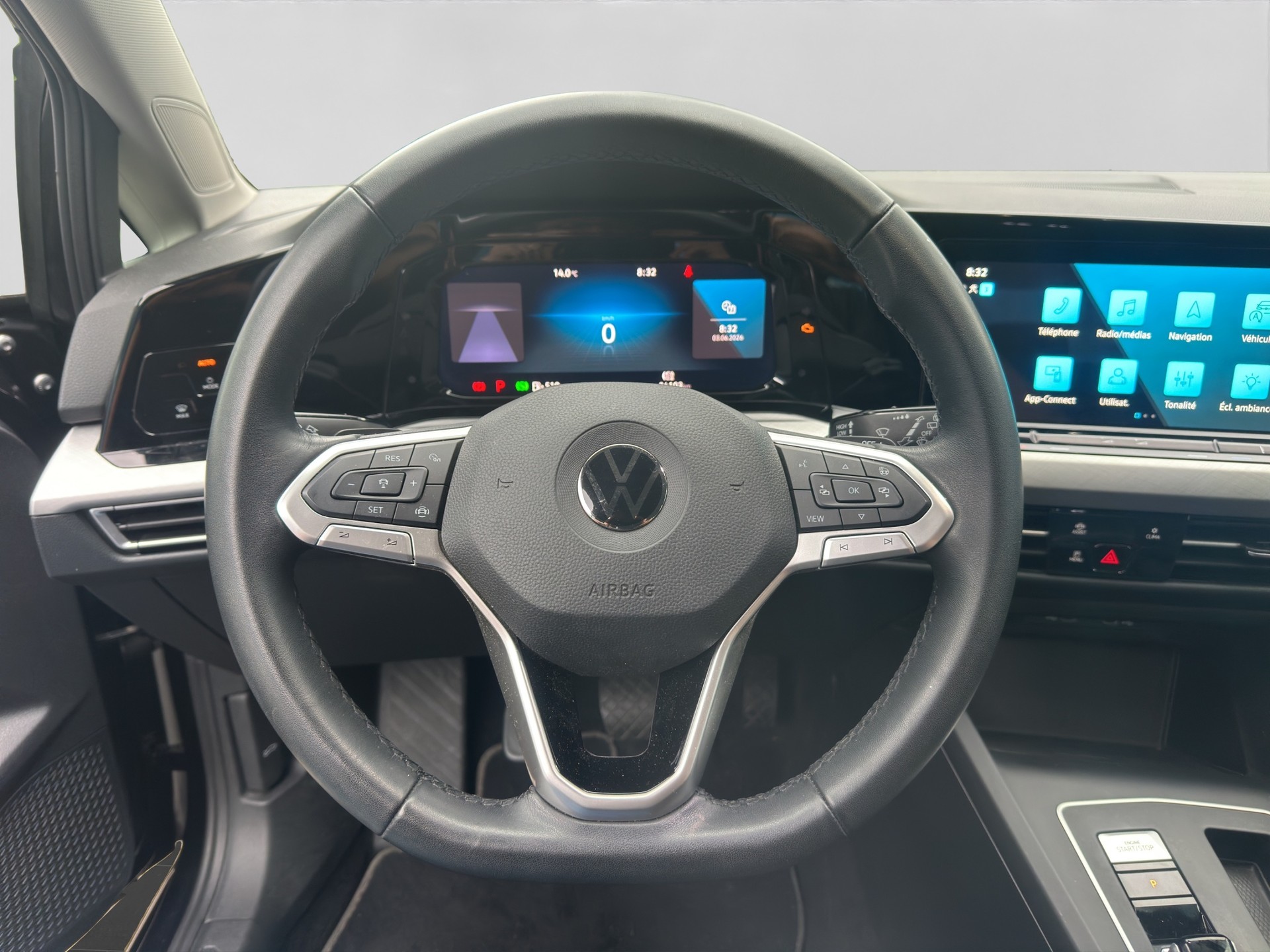 VW Golf 1.0 eTSI mHEV ACTLife DSG-image-9