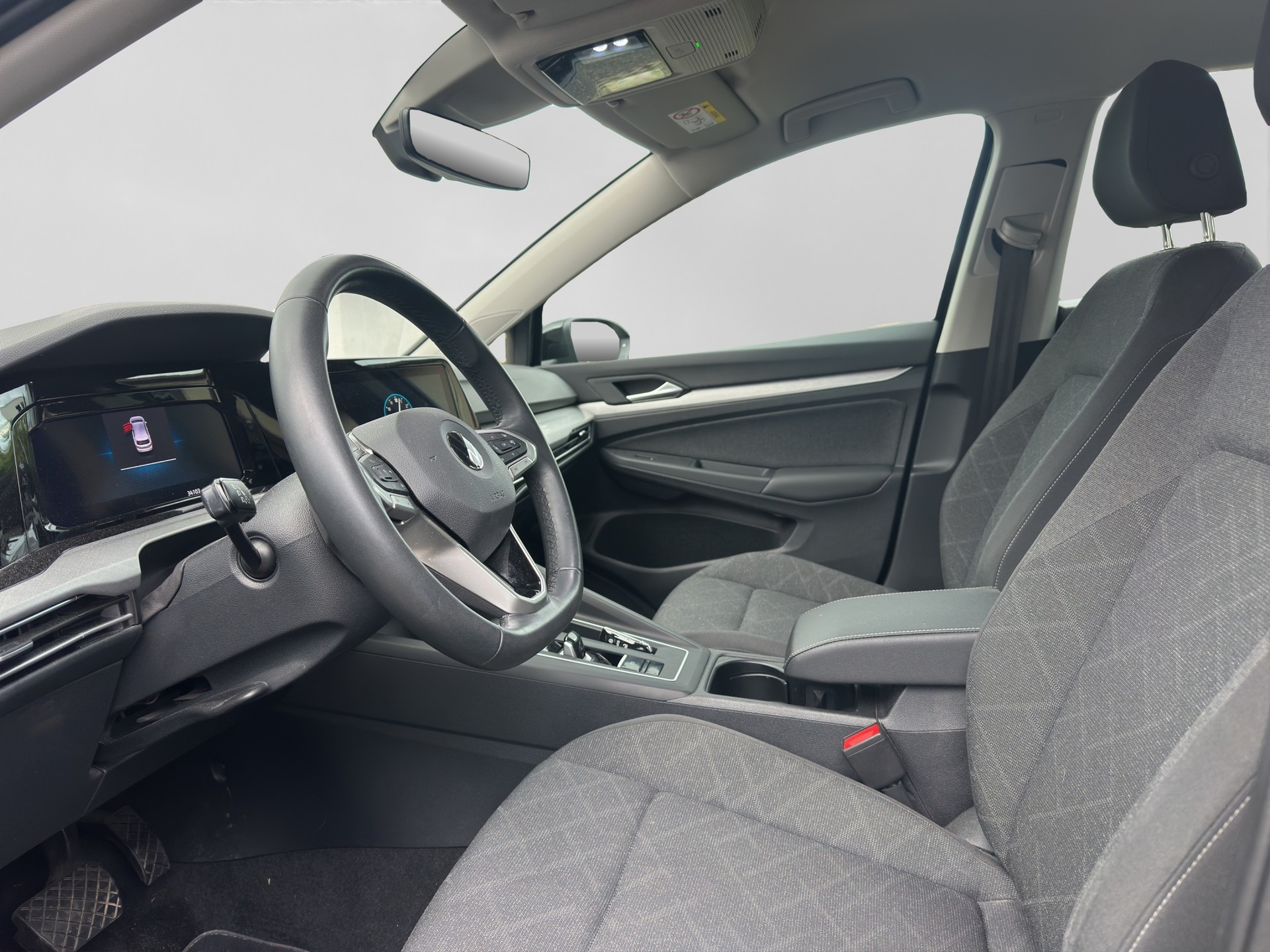 VW Golf 1.0 eTSI mHEV ACTLife DSG-image-8