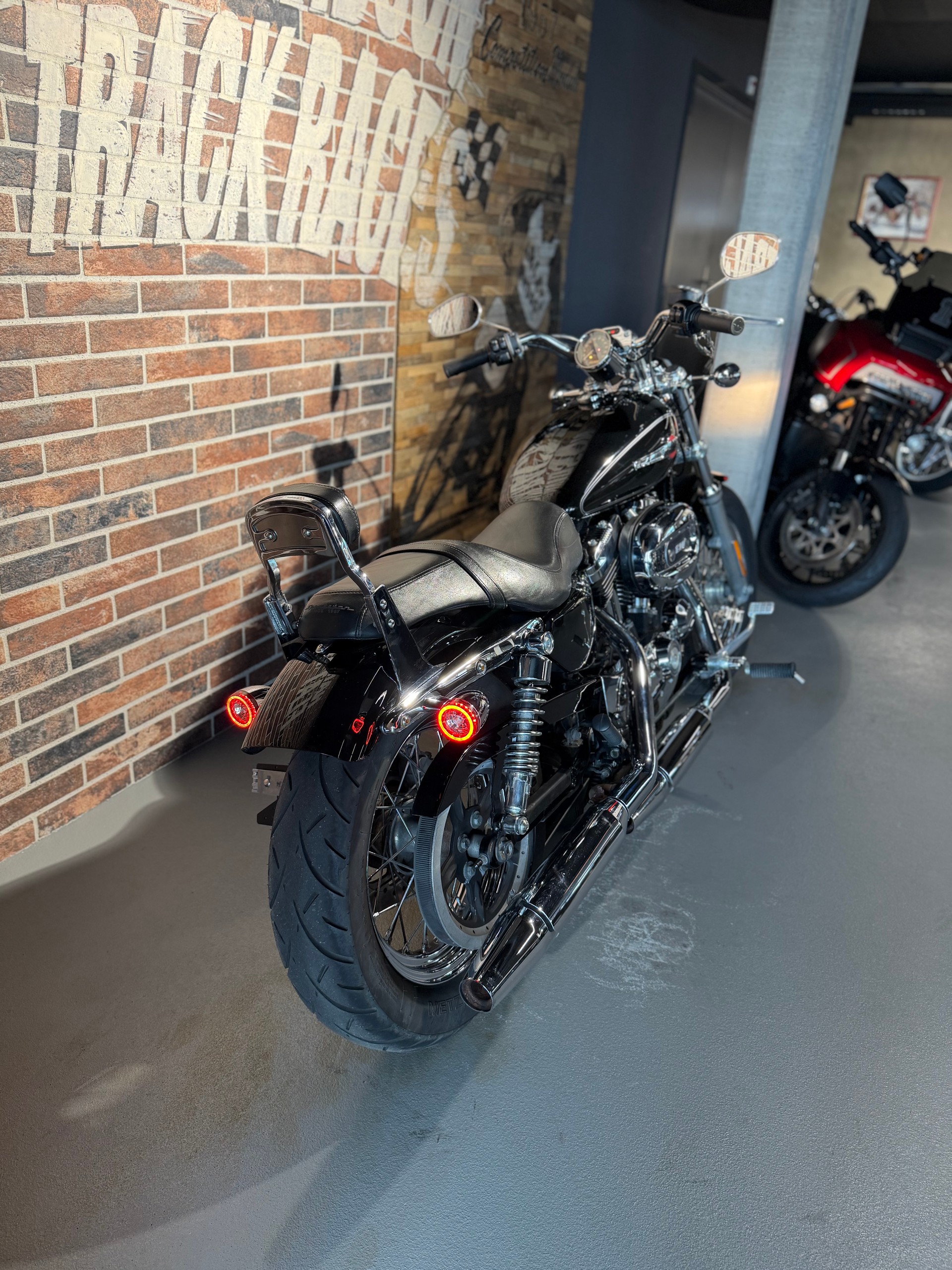 HARLEY-DAVIDSON XL 1200 C Sportster Custom ABS (35 kW)-image-7