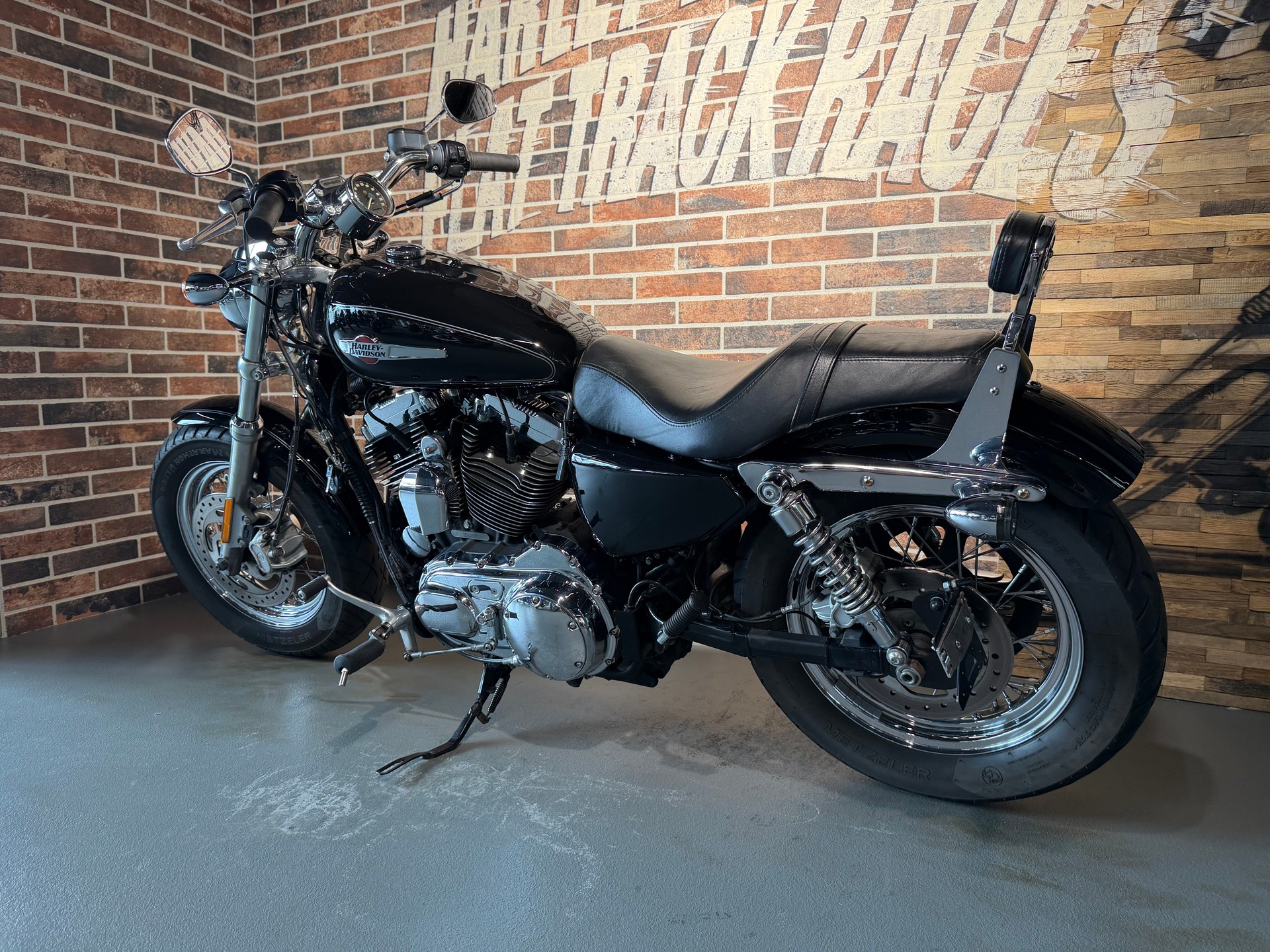 HARLEY-DAVIDSON XL 1200 C Sportster Custom ABS (35 kW)-showroom-element-2