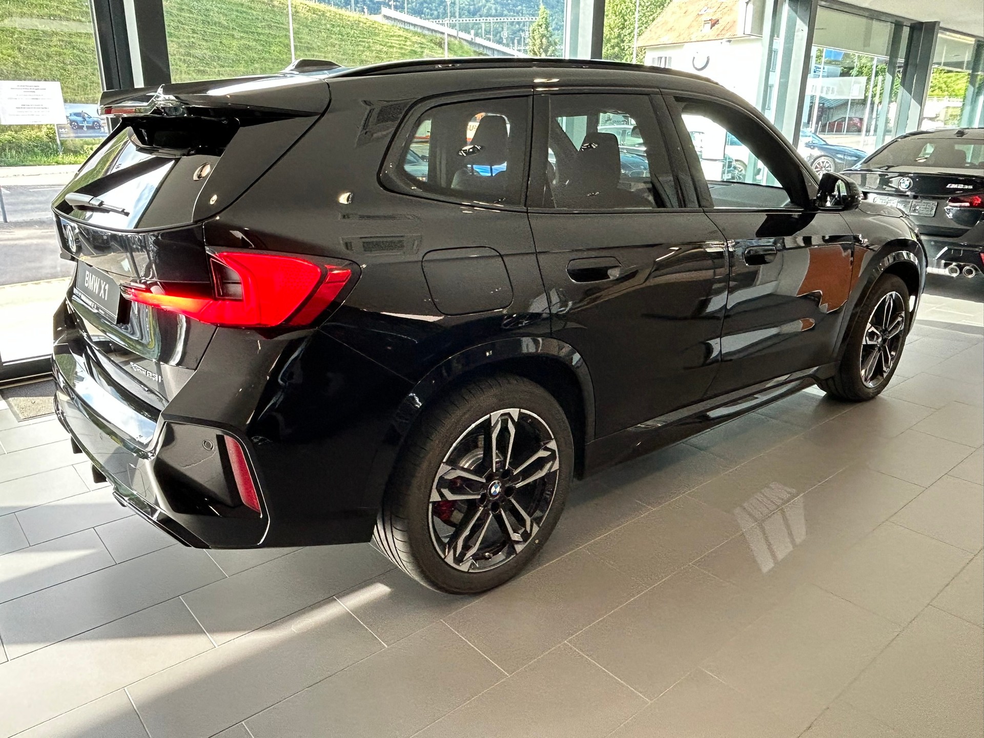 BMW X1 xDrive 23i 48V M Sport Pro-image-7