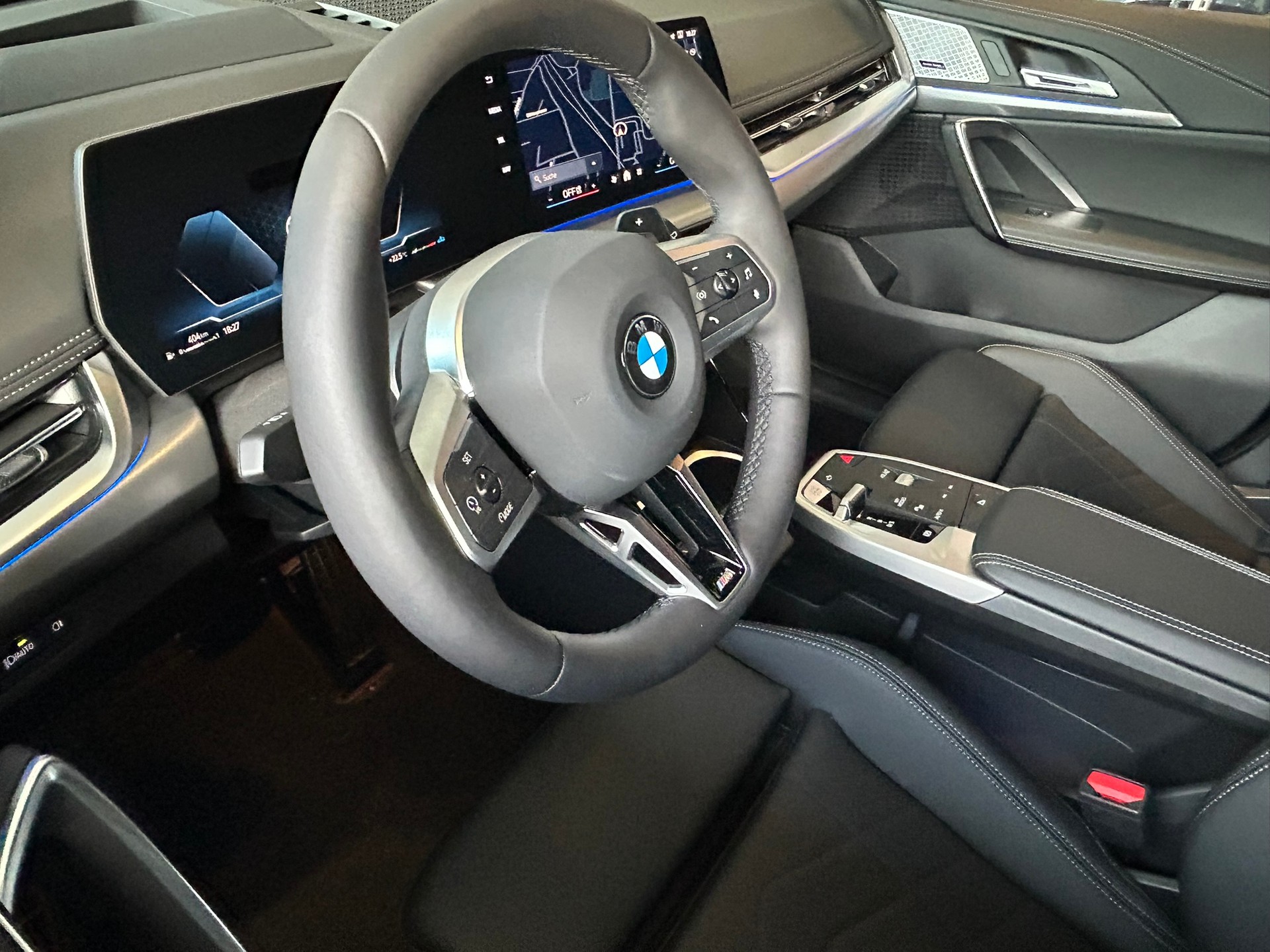BMW X1 xDrive 23i 48V M Sport Pro-image-18