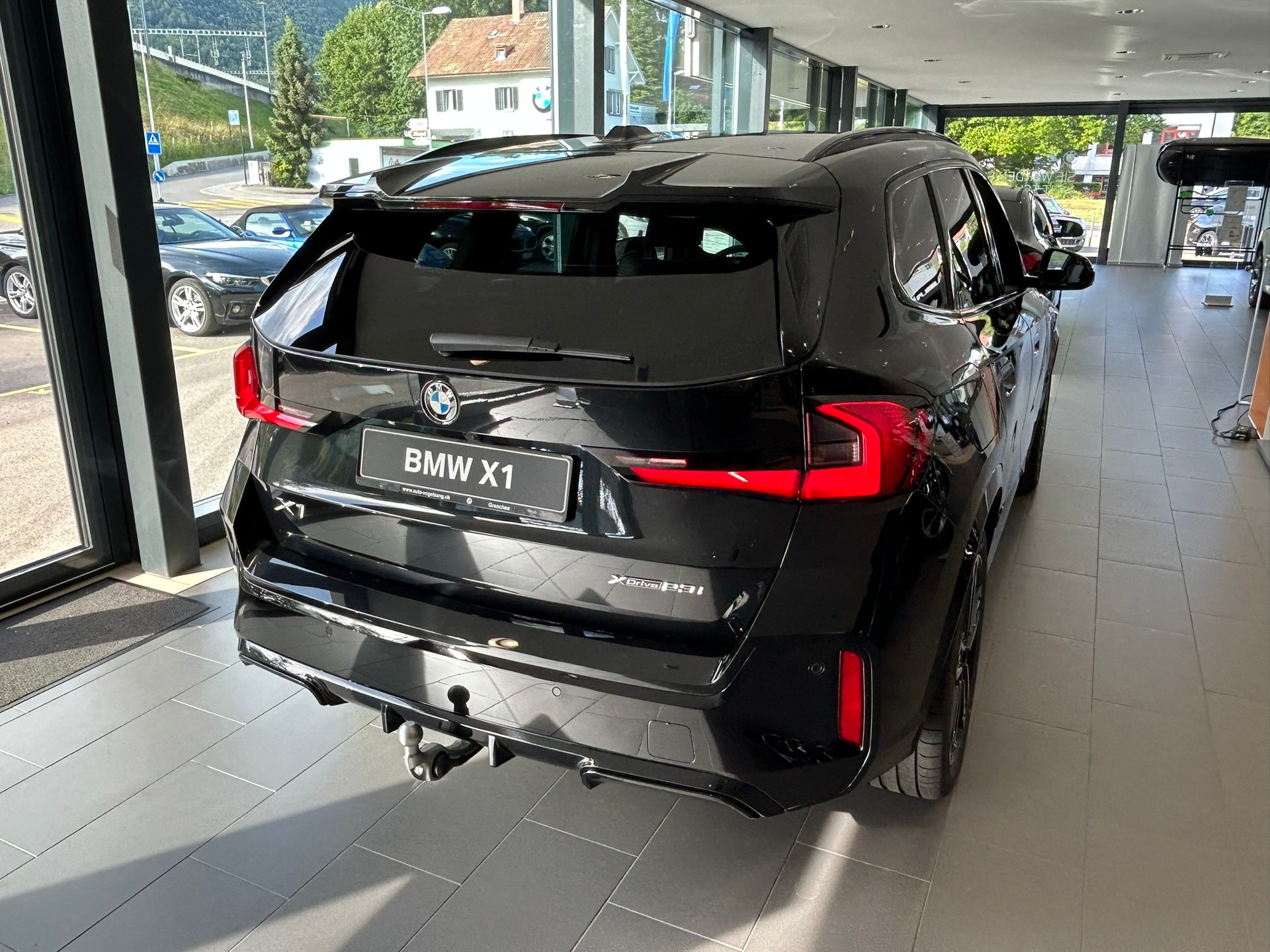 BMW X1 xDrive 23i 48V M Sport Pro-image-10
