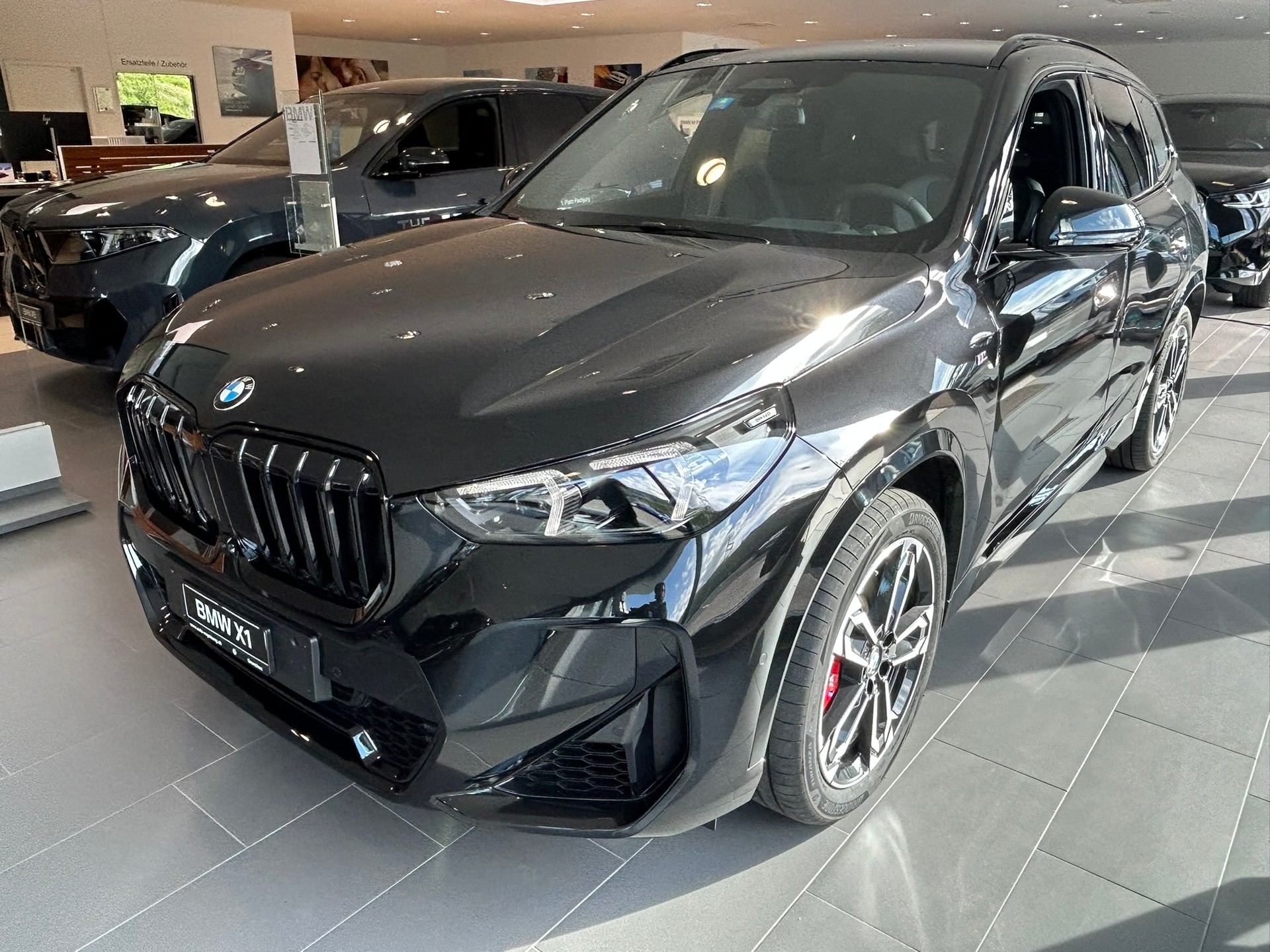 BMW X1 xDrive 23i 48V M Sport Pro-image-0