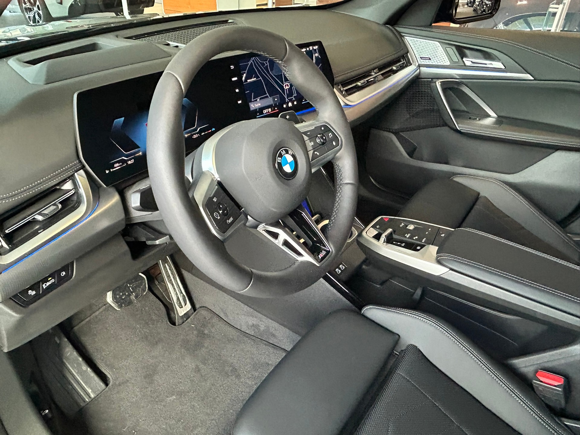 BMW X1 xDrive 23i 48V M Sport Pro-image-20