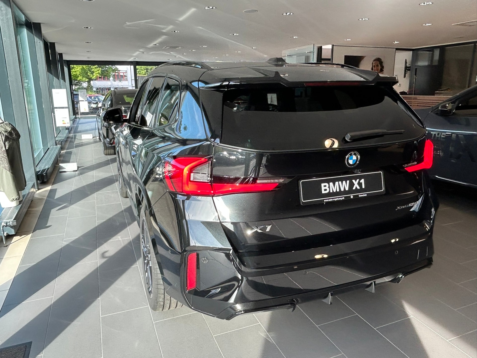 BMW X1 xDrive 23i 48V M Sport Pro-image-8