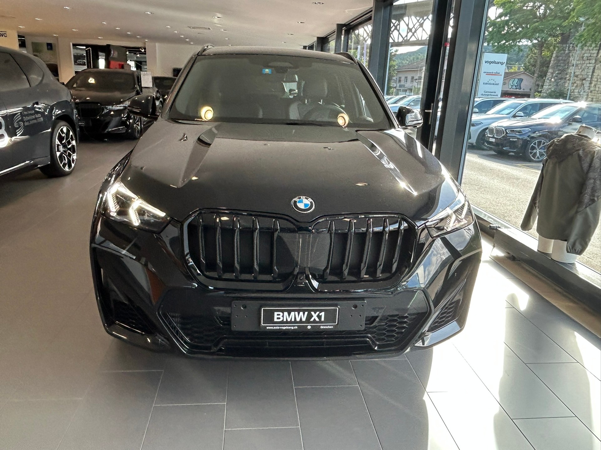 BMW X1 xDrive 23i 48V M Sport Pro-image-3