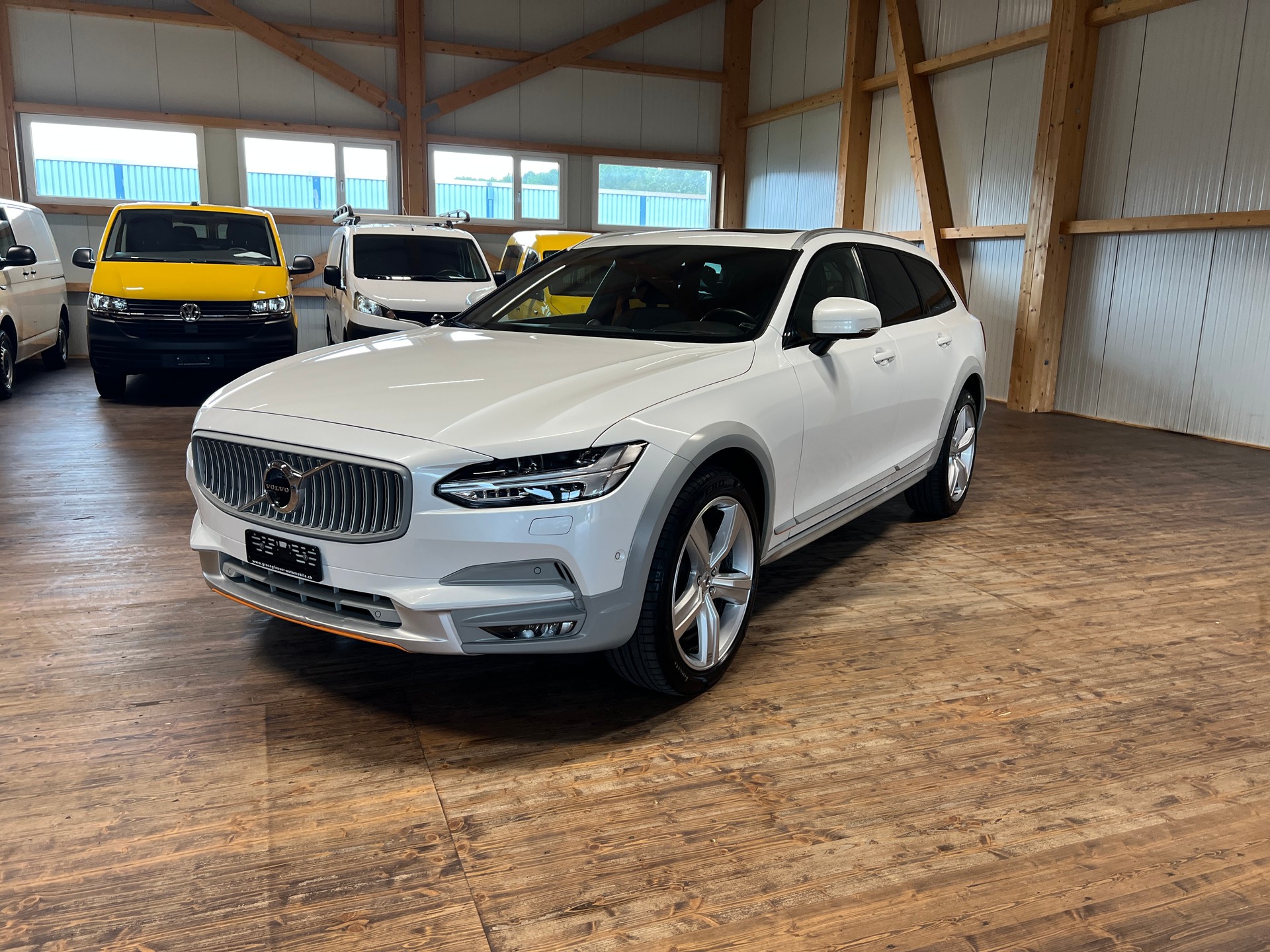 VOLVO V90 Cross Country D5 Ocean Race AWD Geartronic-image-0