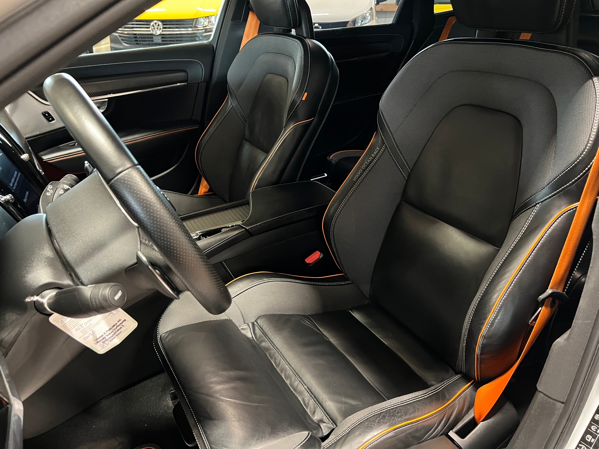 VOLVO V90 Cross Country D5 Ocean Race AWD Geartronic-image-9