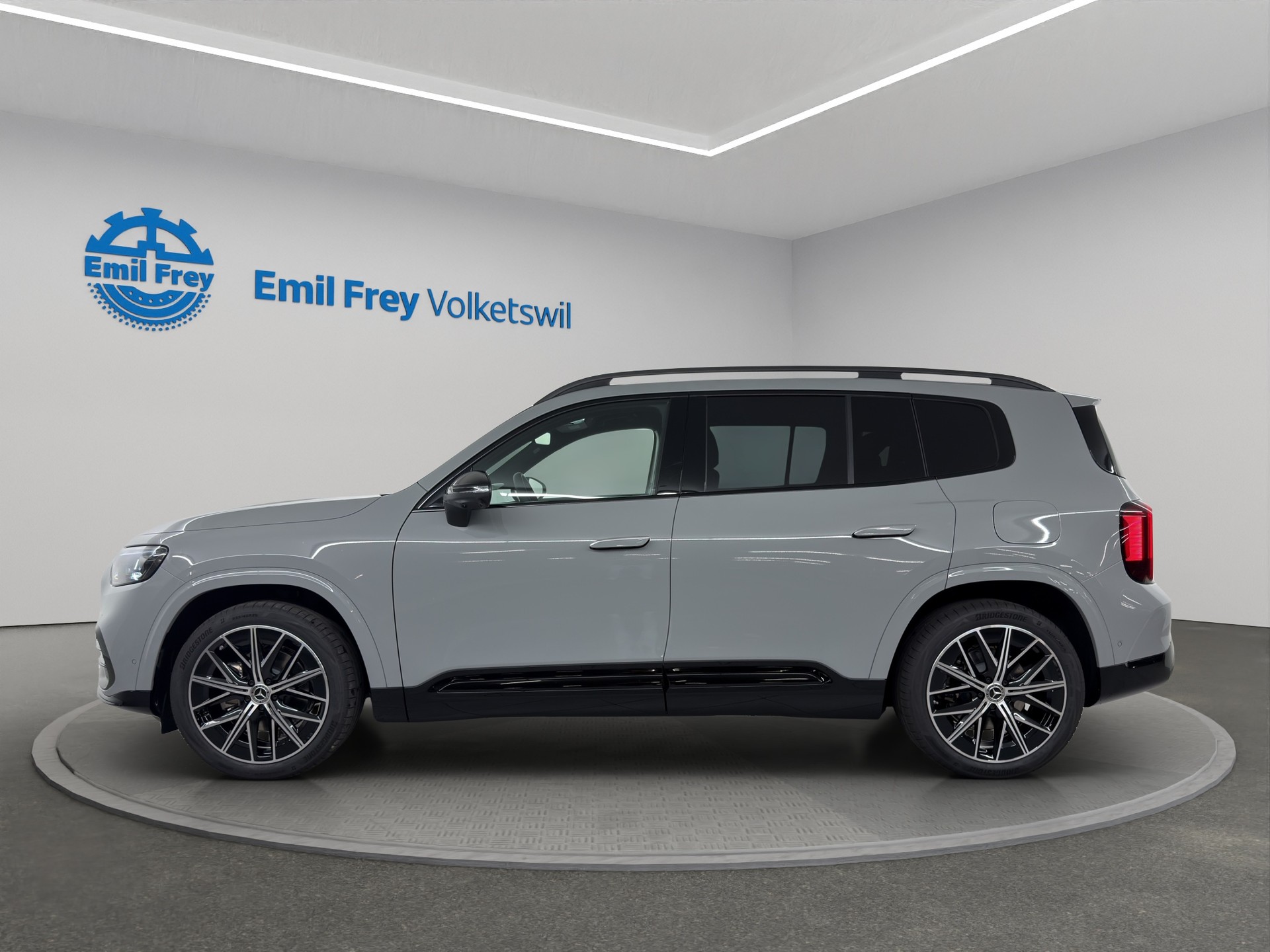 MERCEDES-BENZ GLB 220 4matic-image-1
