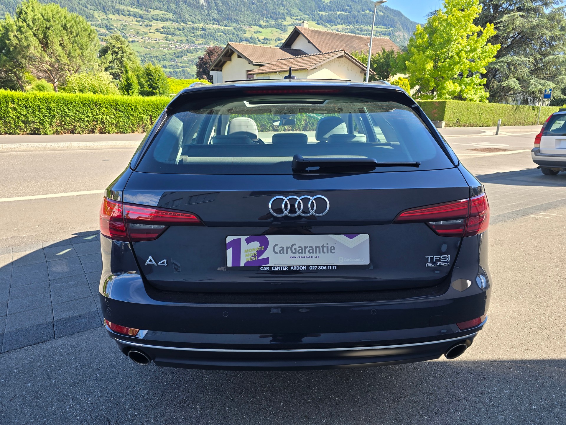 AUDI A4 Avant 2.0 TFSI Design quattro S-tronic-image-4