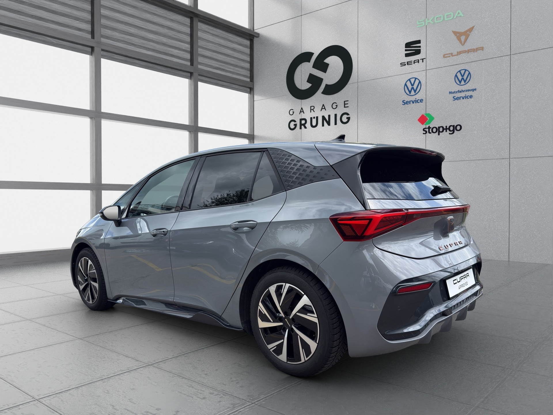 CUPRA Born 58 kWh-showroom-element-3
