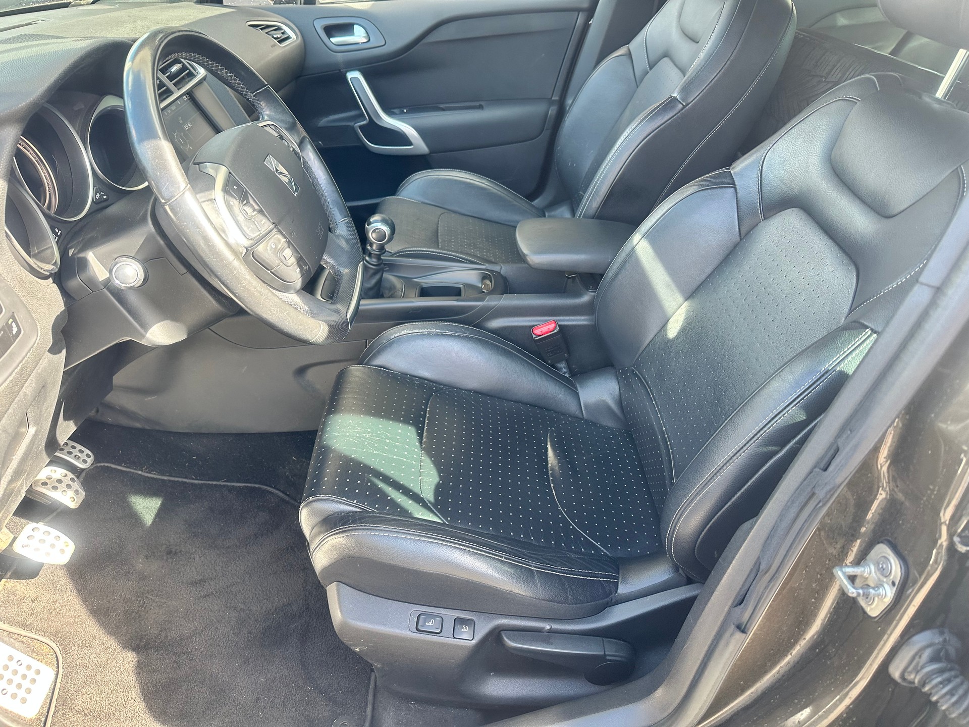 DS AUTOMOBILES DS4 1.6 THP Sport Chic-image-13