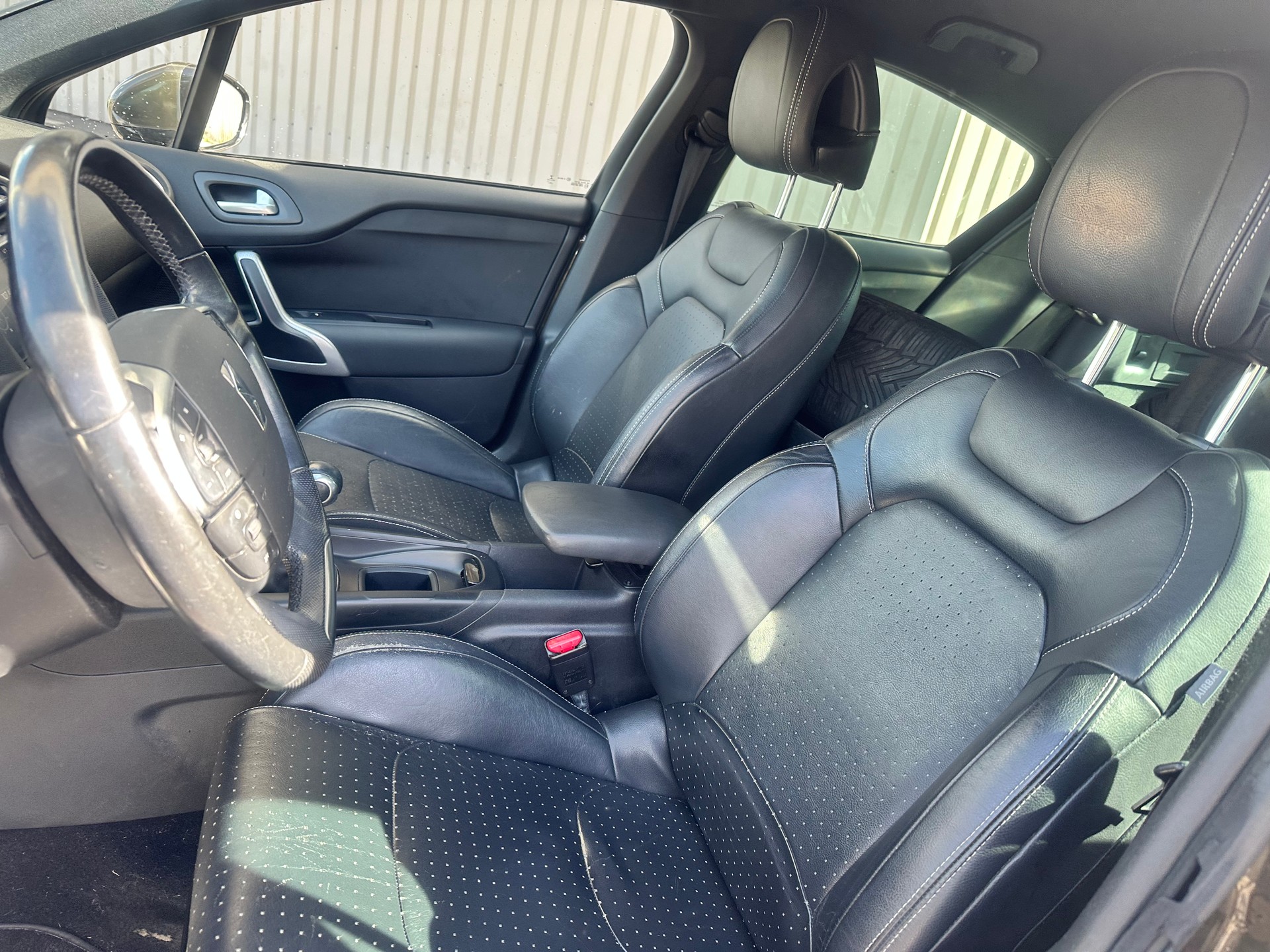 DS AUTOMOBILES DS4 1.6 THP Sport Chic-image-14