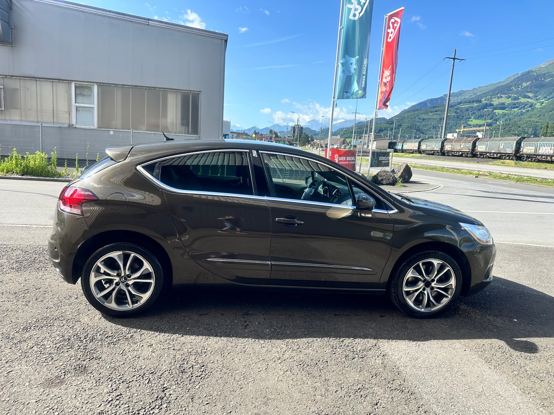 DS AUTOMOBILES DS4 1.6 THP Sport Chic-image-8
