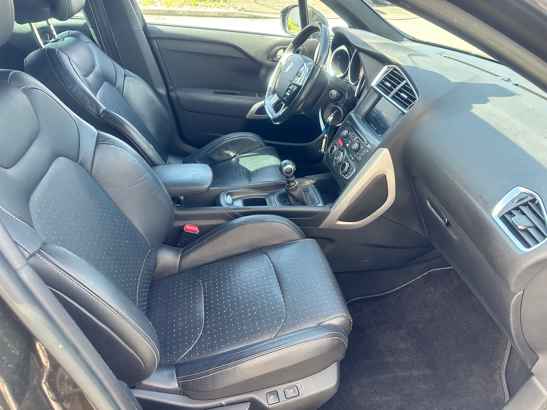 DS AUTOMOBILES DS4 1.6 THP Sport Chic-image-15