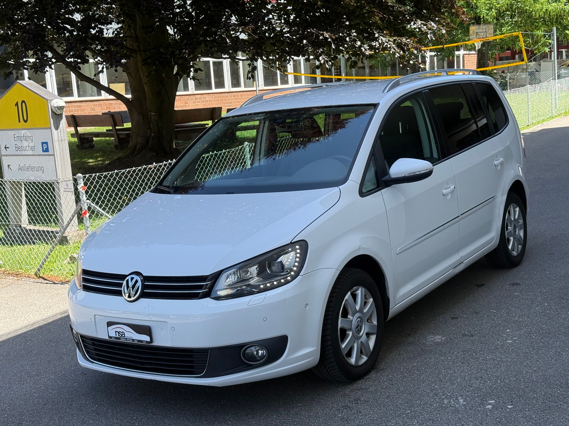 VW Touran 2.0 TDI Comfortline-image-1