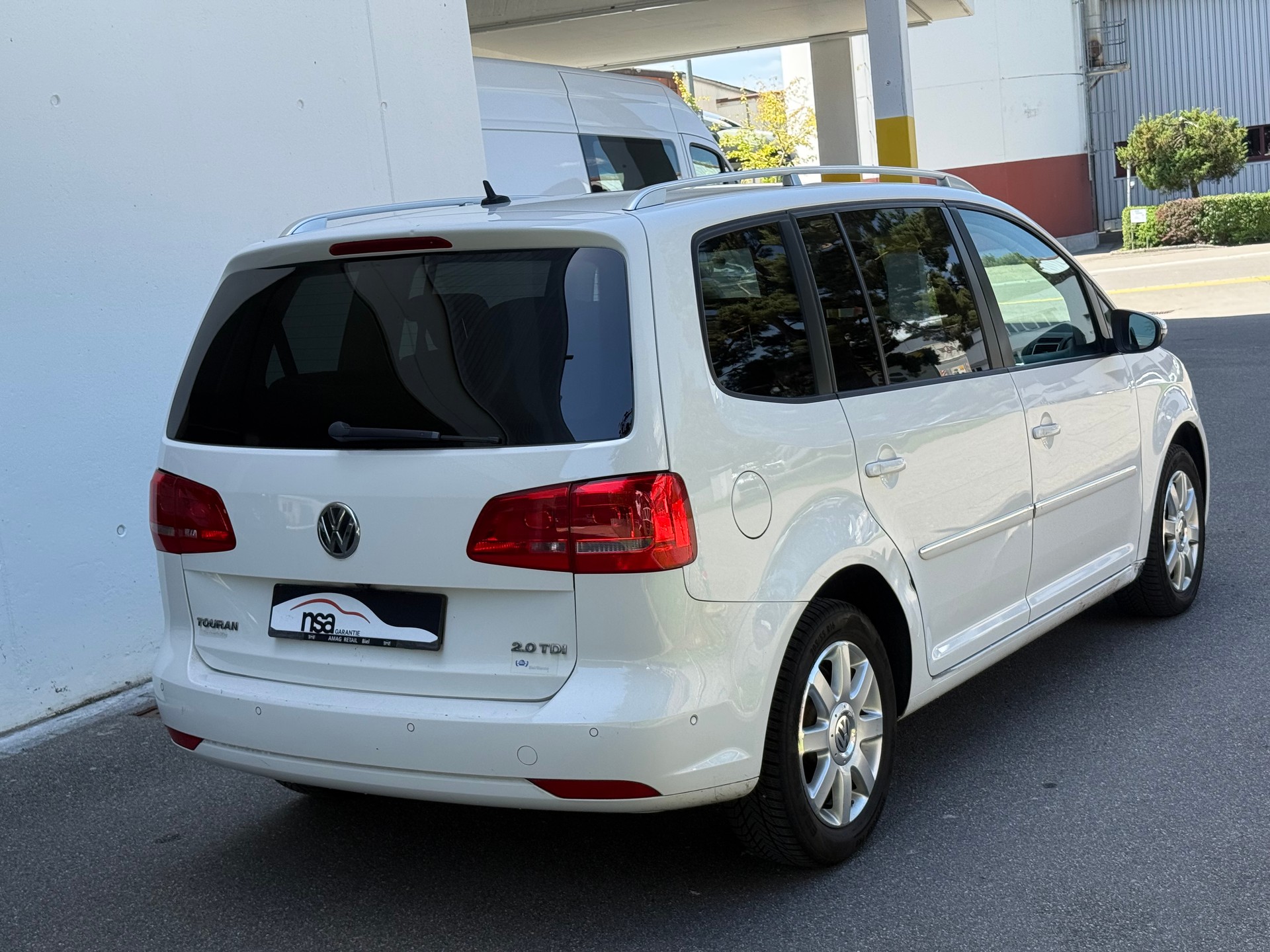 VW Touran 2.0 TDI Comfortline-image-3