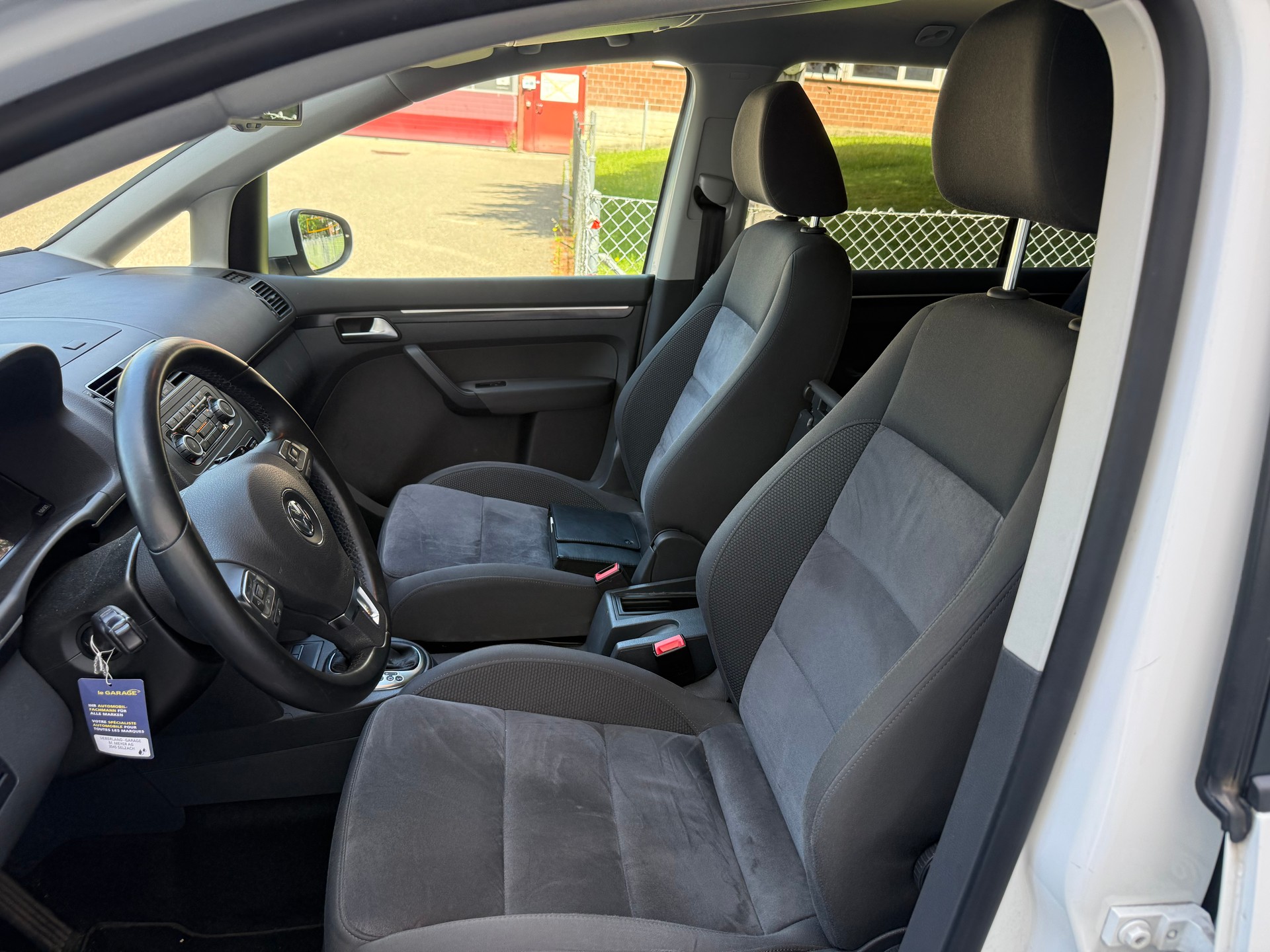 VW Touran 2.0 TDI Comfortline-image-6