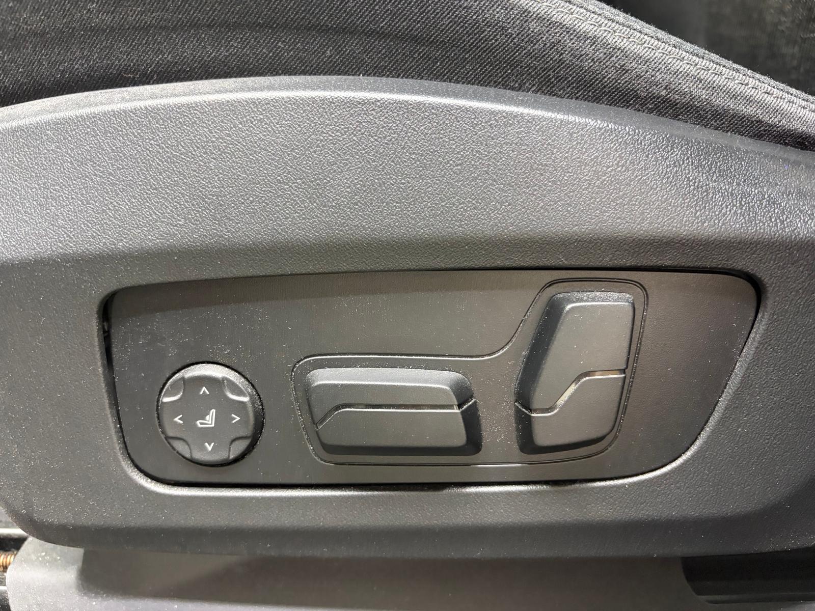 BMW 218i Active Tourer M Sport DKG-image-11
