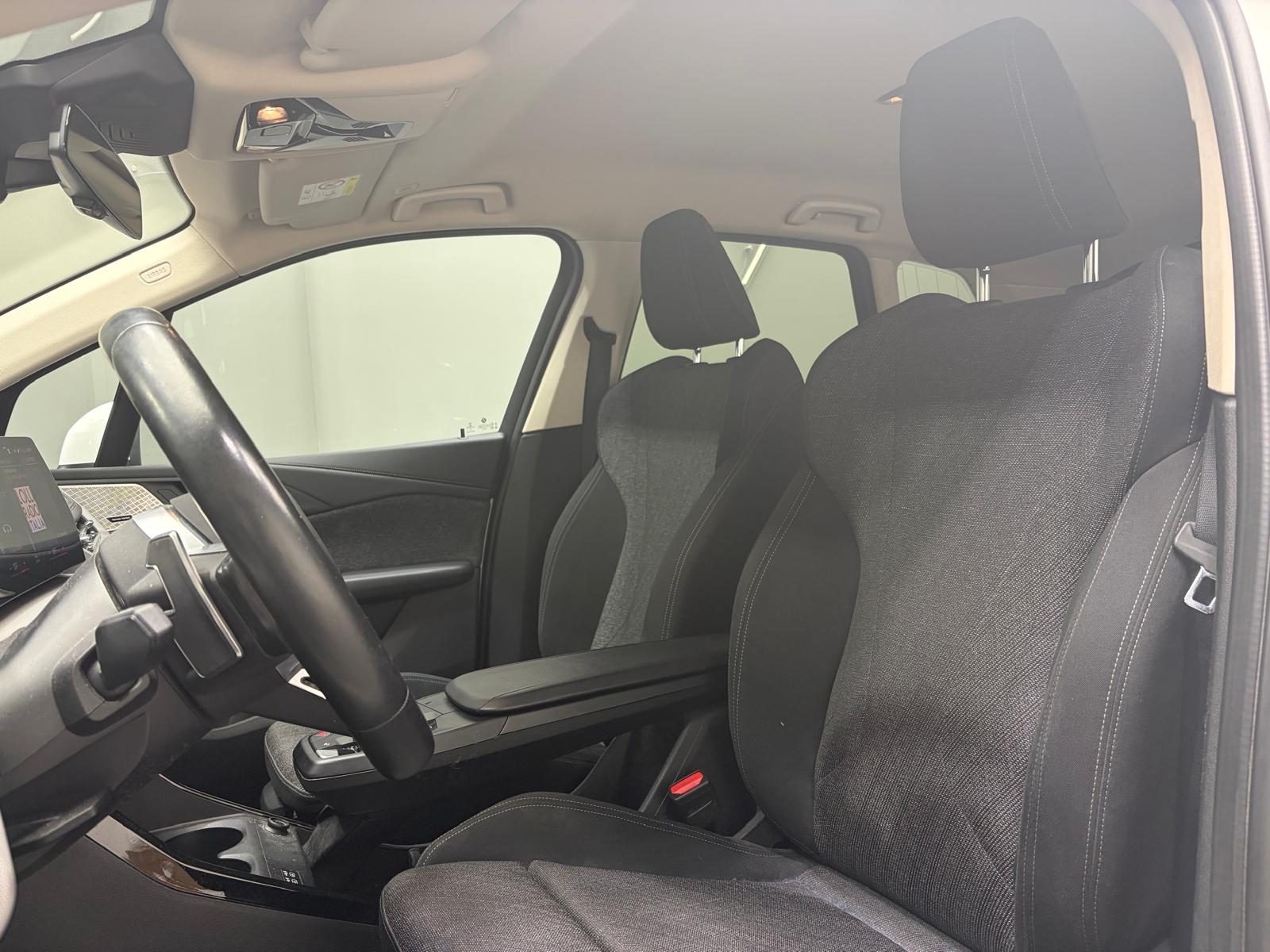 BMW 218i Active Tourer M Sport DKG-image-10