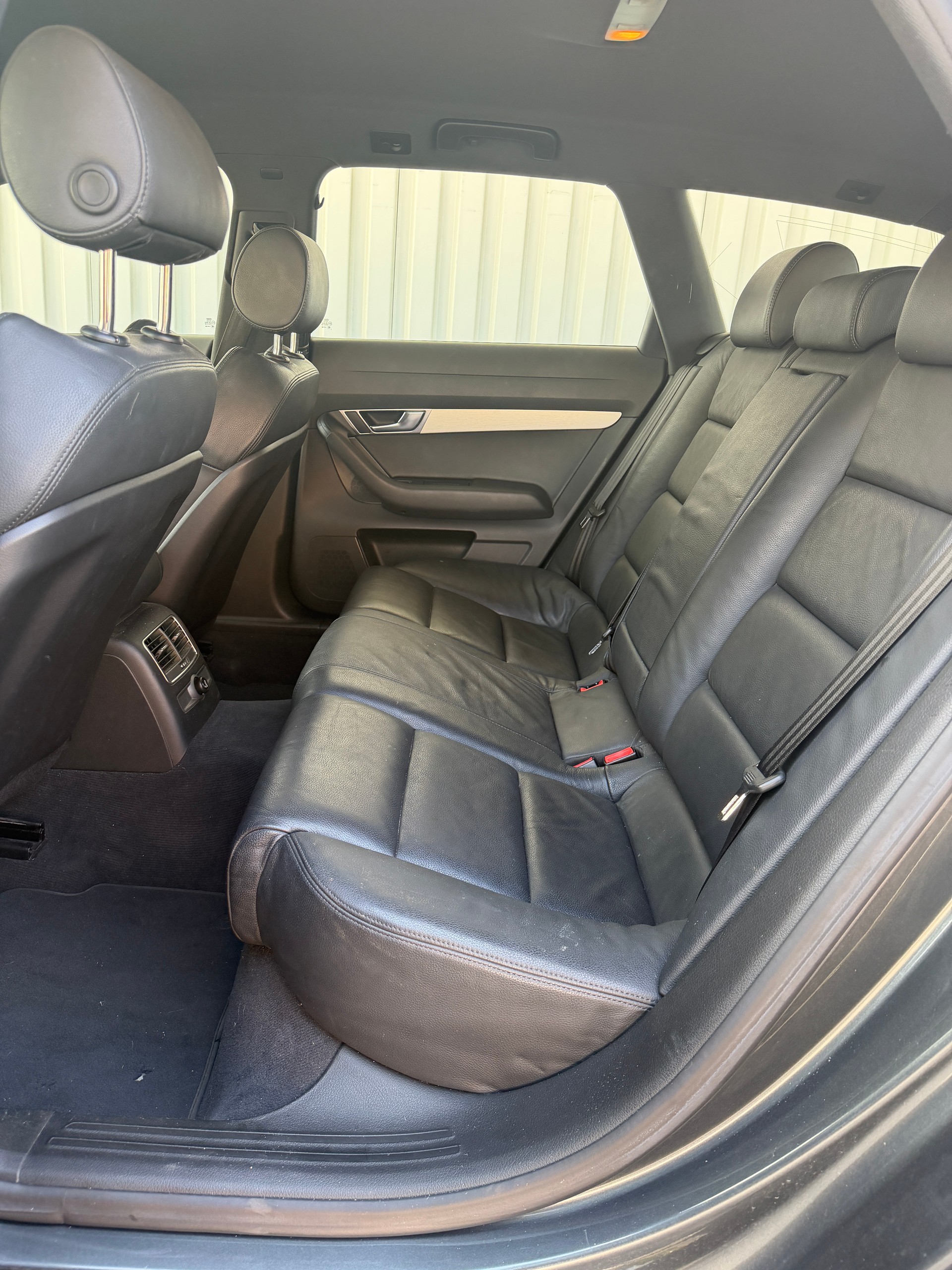 AUDI A6 Avant 2.7 V6 TDI-image-8