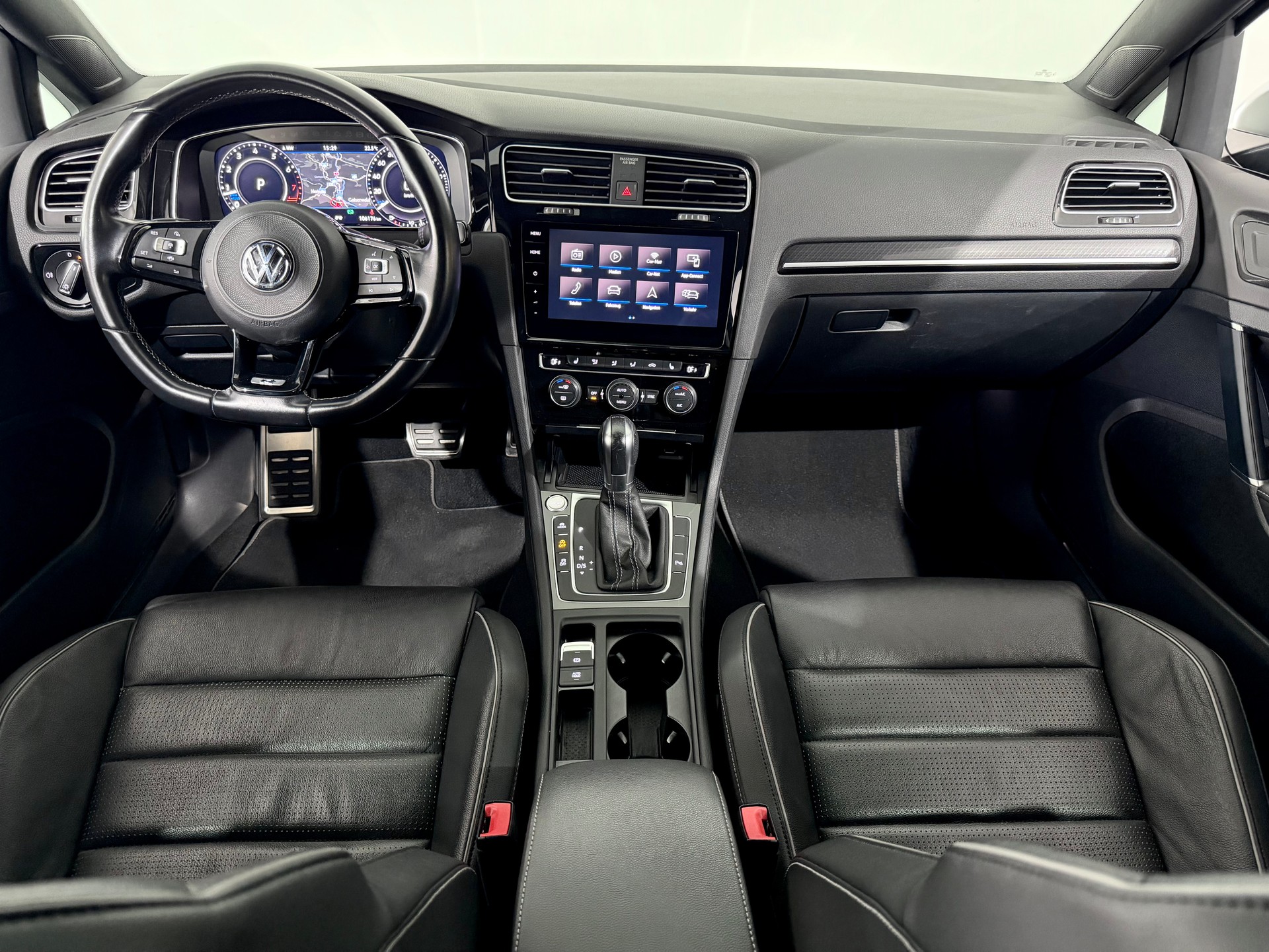 VW Golf 2.0 TSI R 4Motion DSG Facelift-image-7
