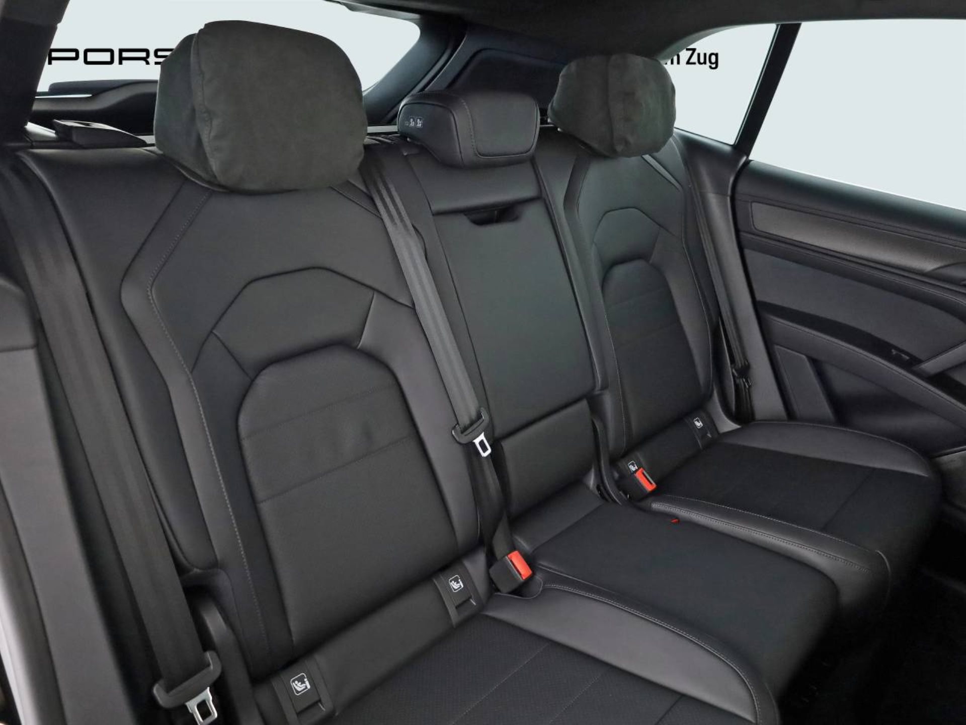 PORSCHE Cayenne Turbo Electric-image-11