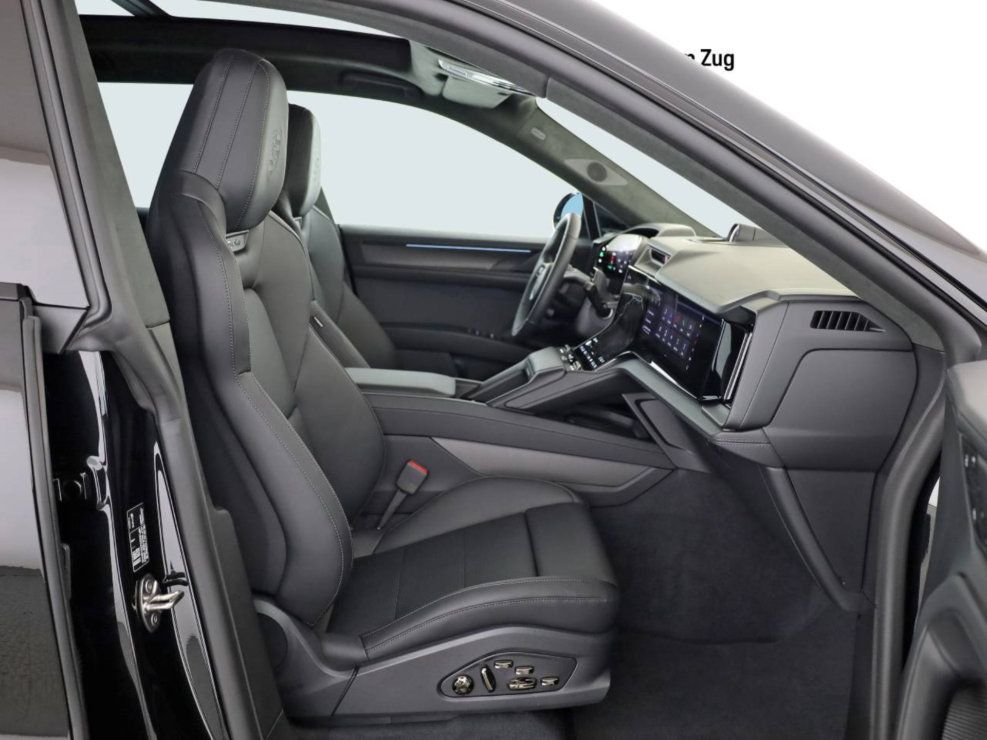 PORSCHE Cayenne Turbo Electric-image-9