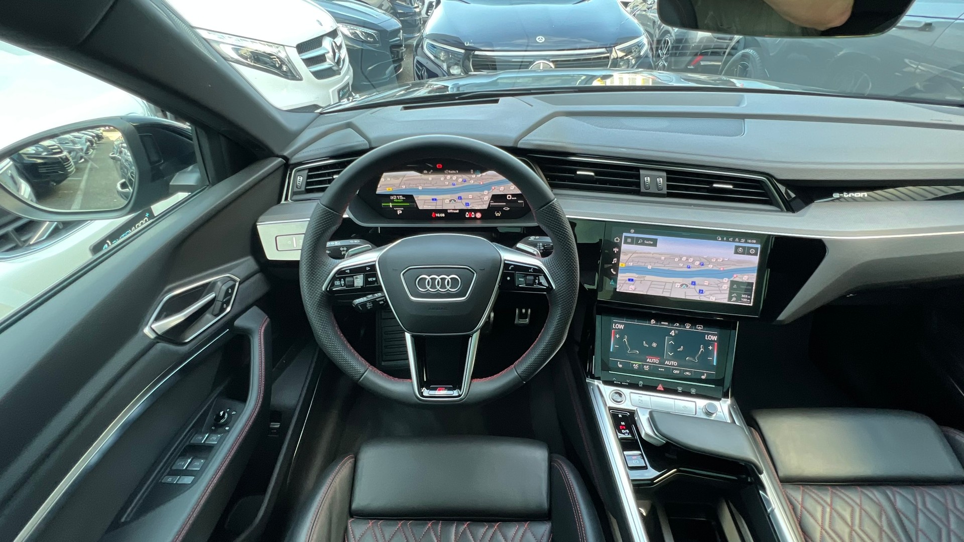 AUDI Q8 SPORTBACK 55 E-TRON BLACK EDITION QUATTRO l 408 PS-image-18
