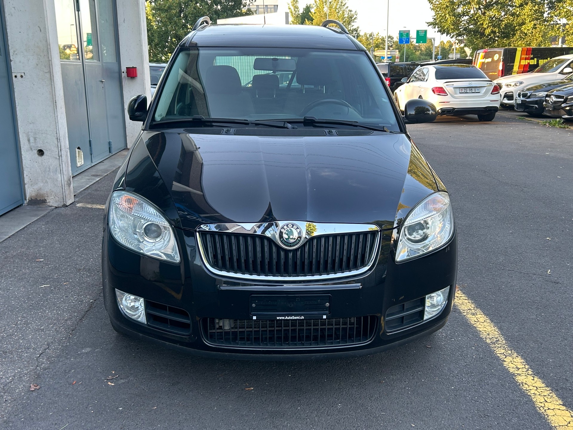 SKODA Roomster 1.6 Cooly Automatic-image-2