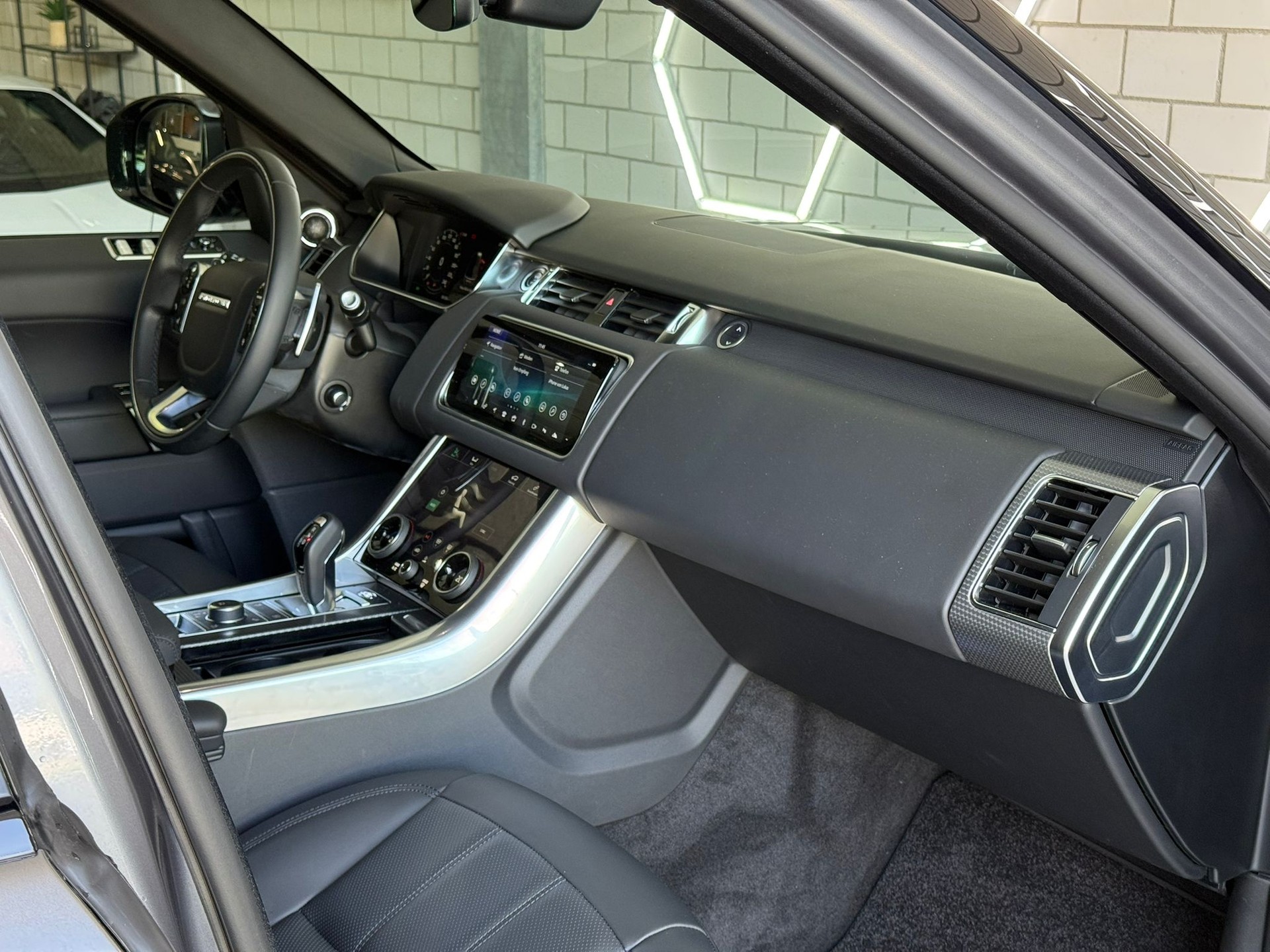 LAND ROVER Range Rover Sport P400e 2.0 I4 PHEV HSE Dynamic Aut.-image-7
