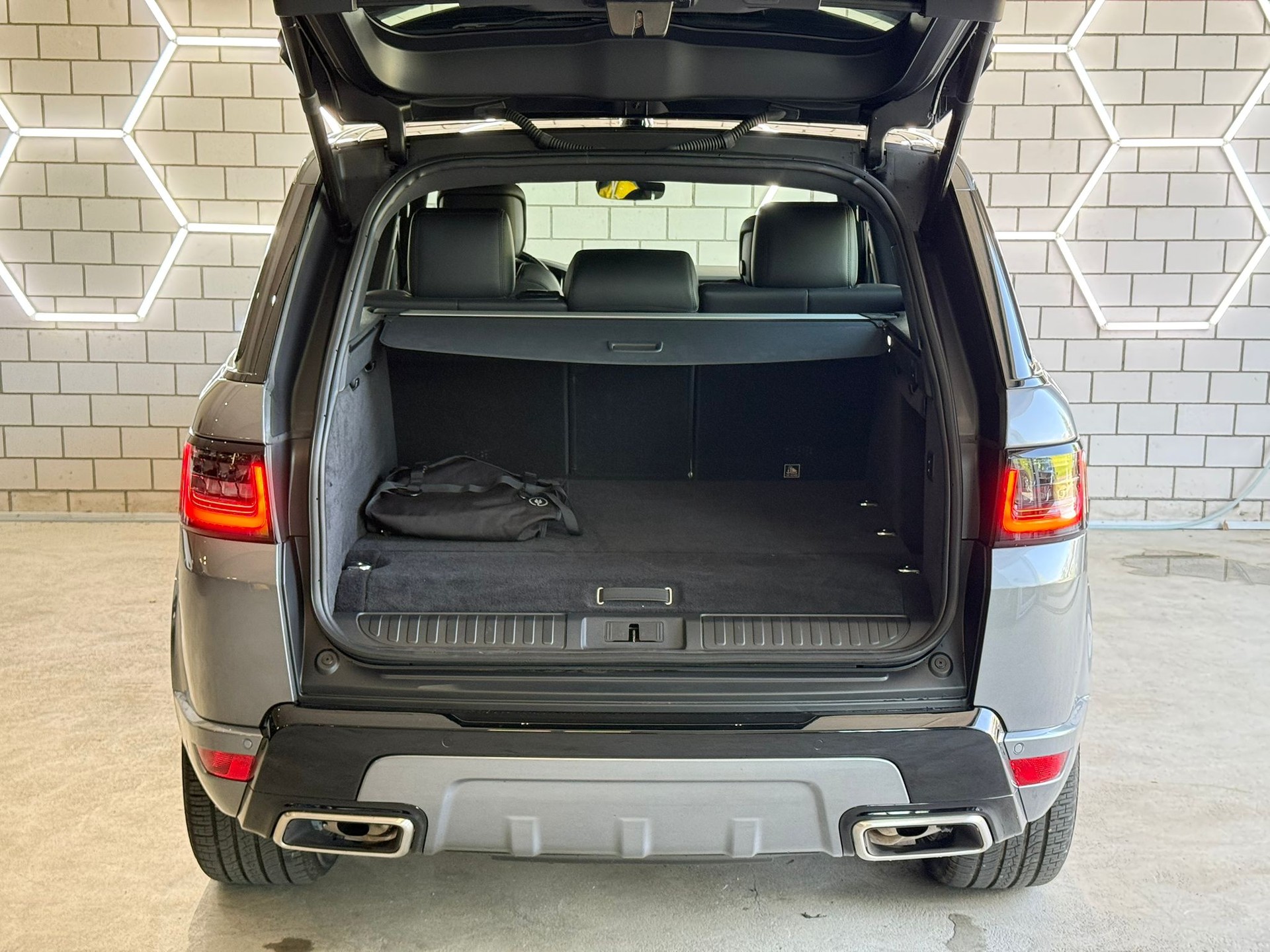 LAND ROVER Range Rover Sport P400e 2.0 I4 PHEV HSE Dynamic Aut.-image-14