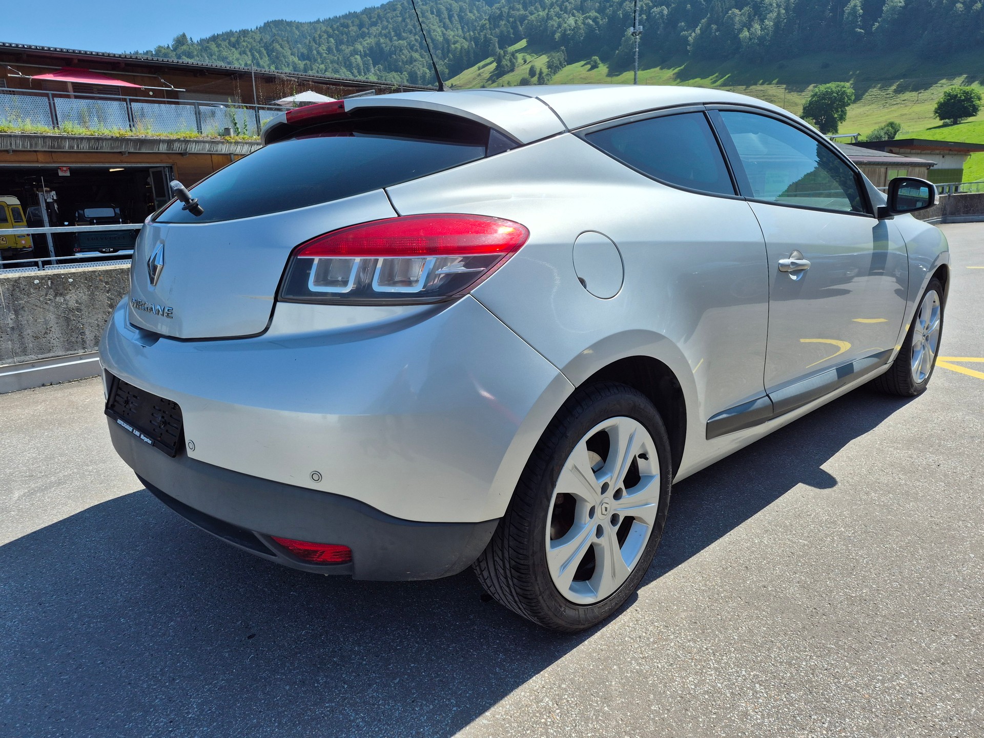 RENAULT Mégane Coupé 2.0 16V Turbo Dynamique-image-7
