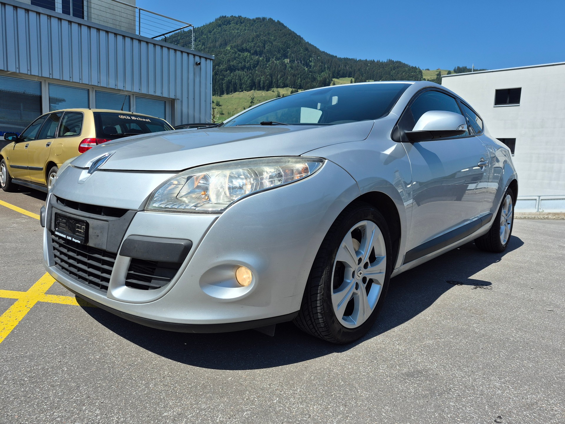 RENAULT Mégane Coupé 2.0 16V Turbo Dynamique-image-2