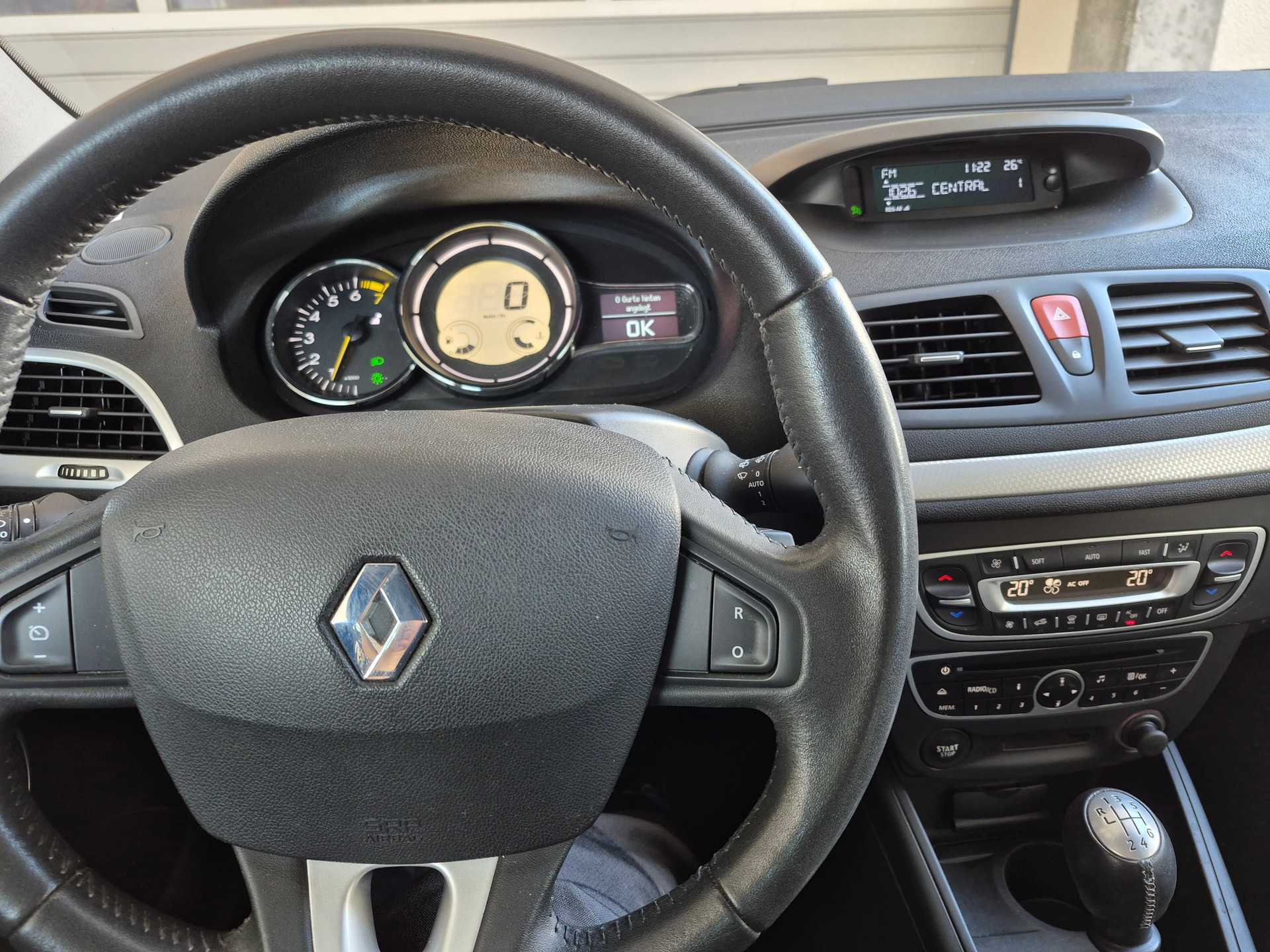RENAULT Mégane Coupé 2.0 16V Turbo Dynamique-image-8