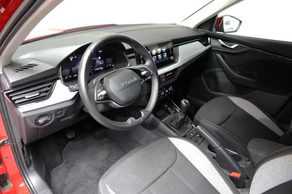 SKODA Kamiq 1.0 TSI Selection-image-7