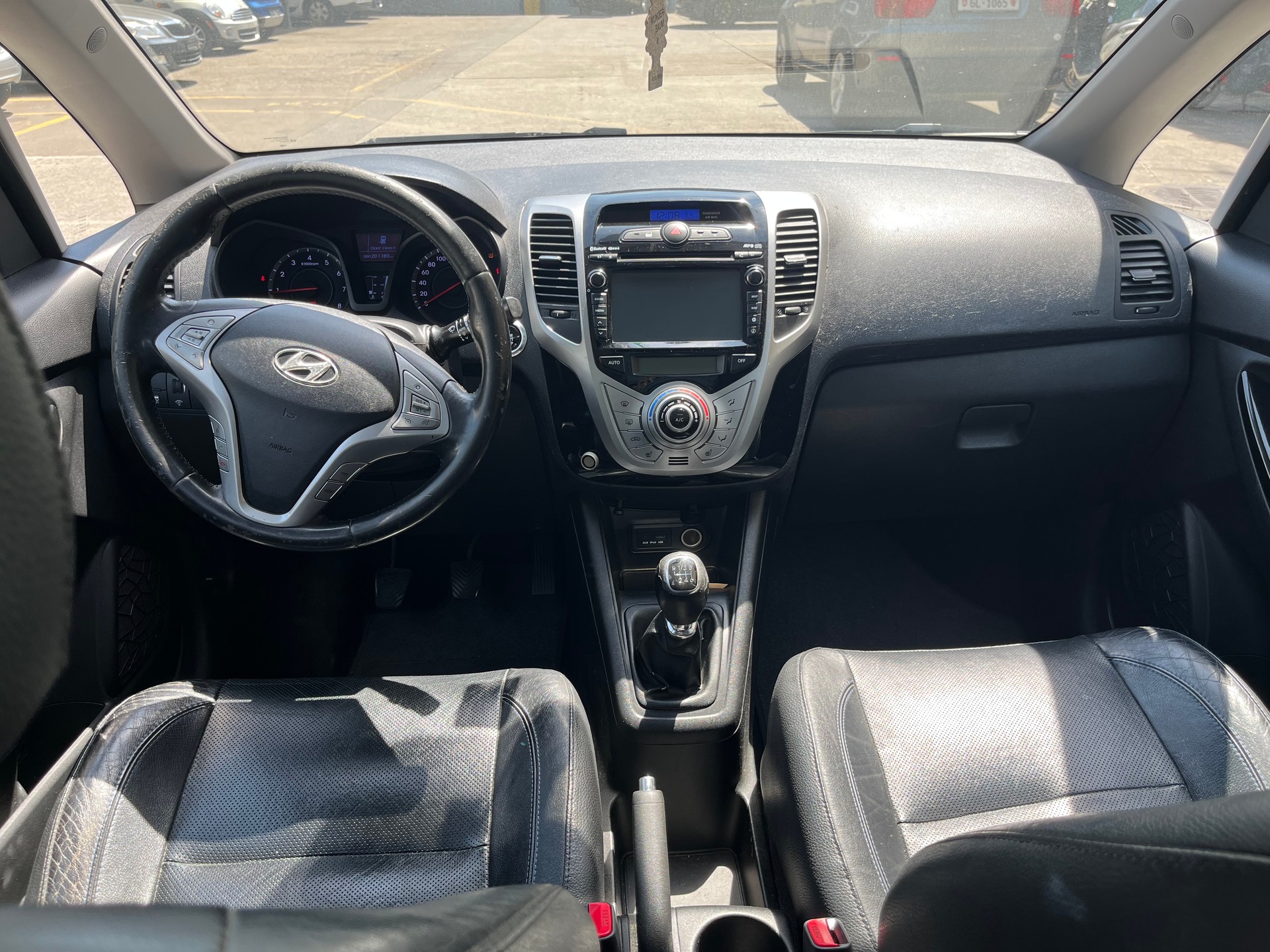 HYUNDAI iX20 1.6 Style-image-6