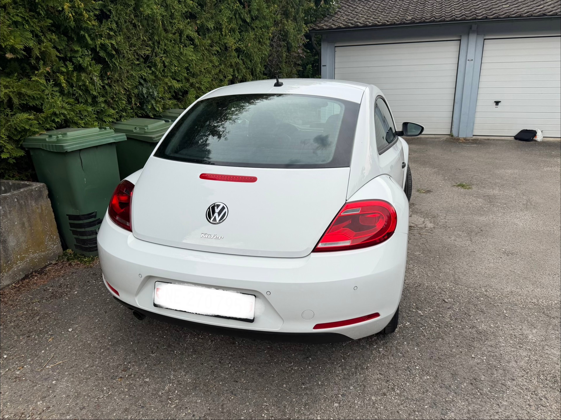 VW VW Beetle 1.2 TSI BlueMT-image-2