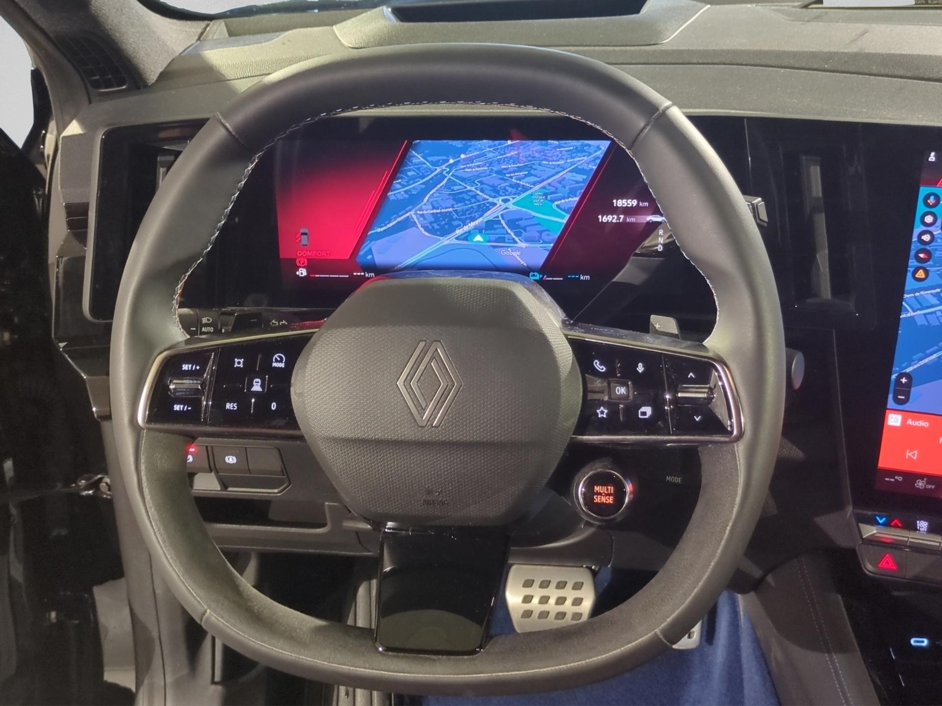 RENAULT Rafale 1.2 E-Tech Plug-in Hybrid 300 4x4 Atelier Alpine-image-9