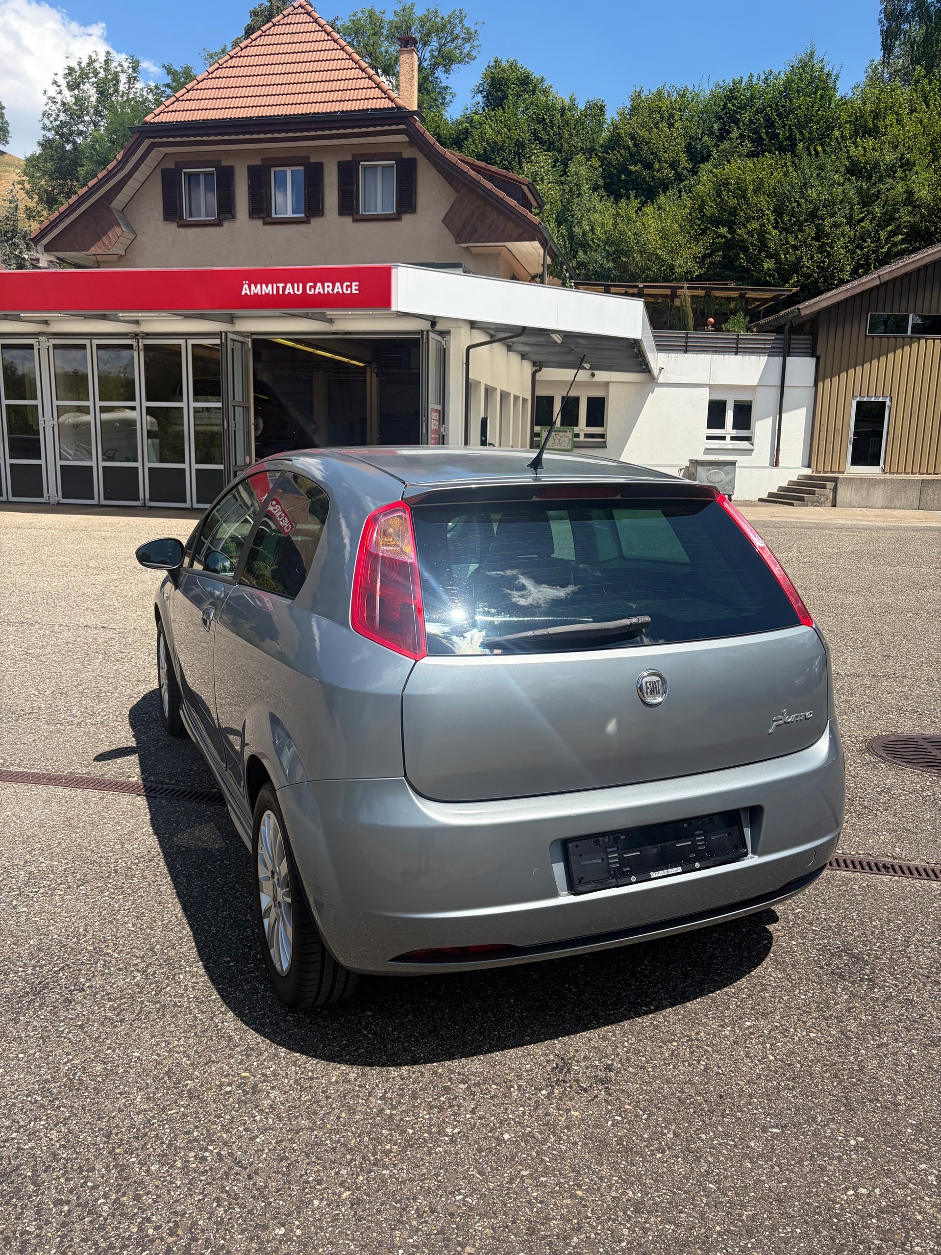 FIAT Punto 1.4 16V Emotion-image-2