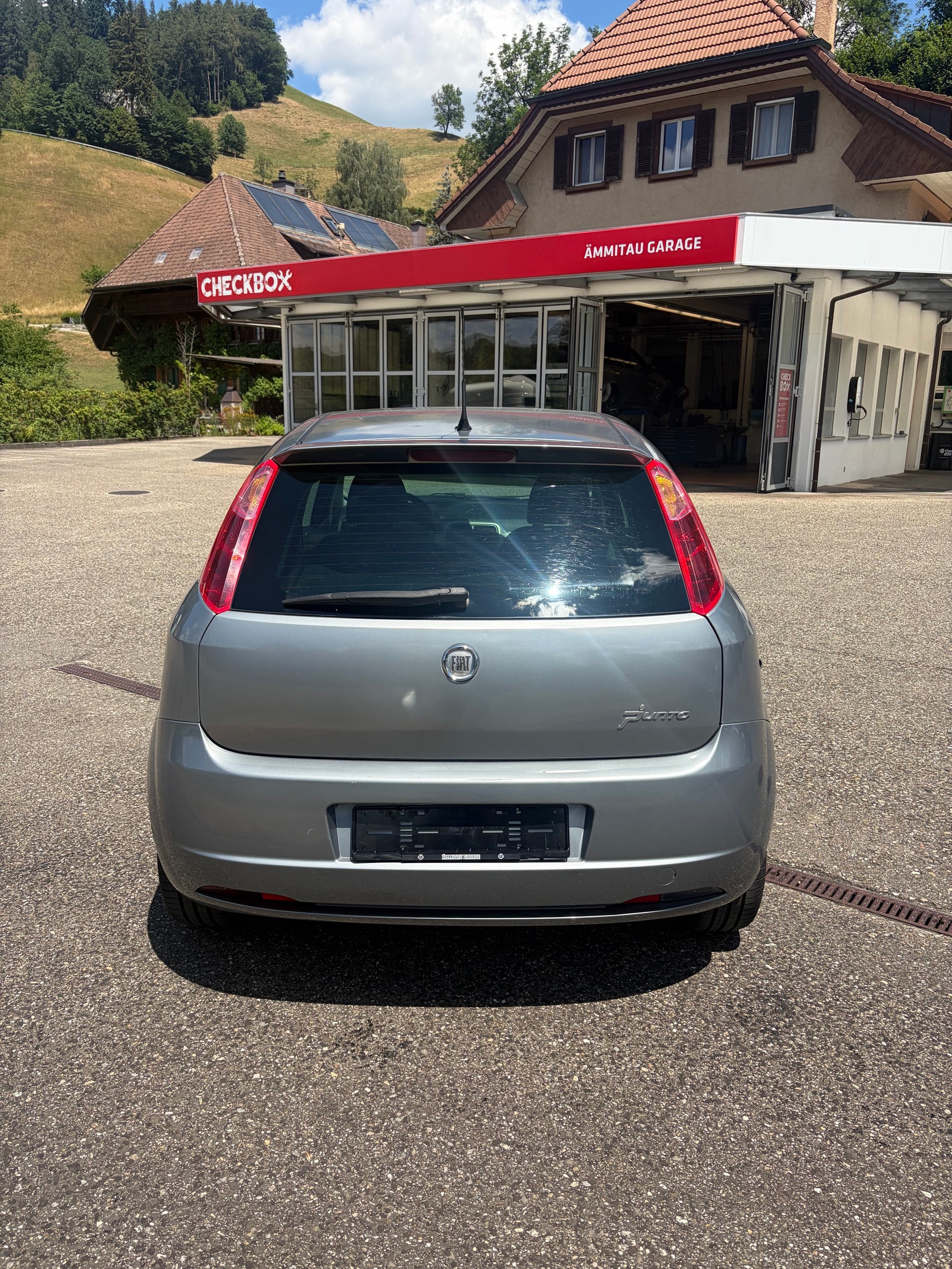 FIAT Punto 1.4 16V Emotion-image-3
